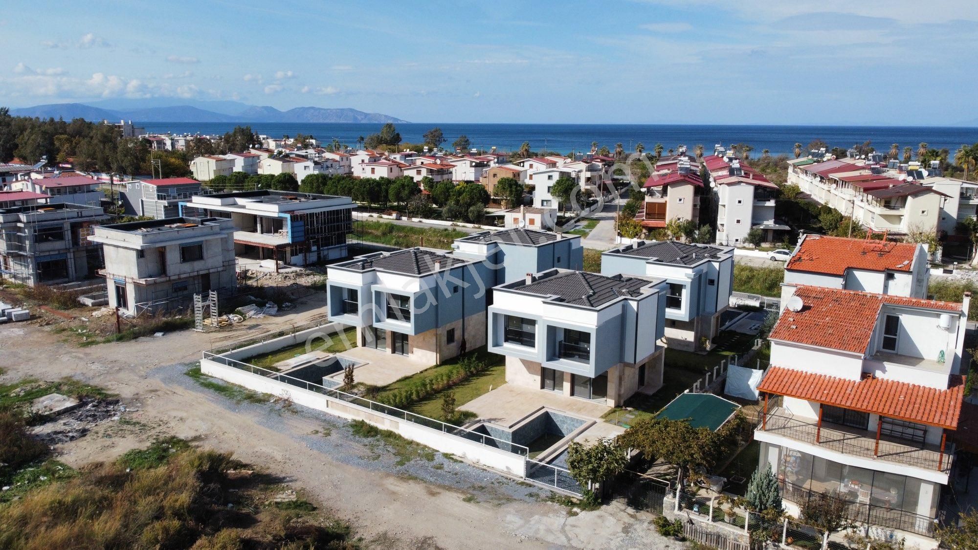 Kuşadası Güzelçamlı’da 3+1 Özel Havuzlu Denize 50 Metre Satılık Villa - Görsel 11