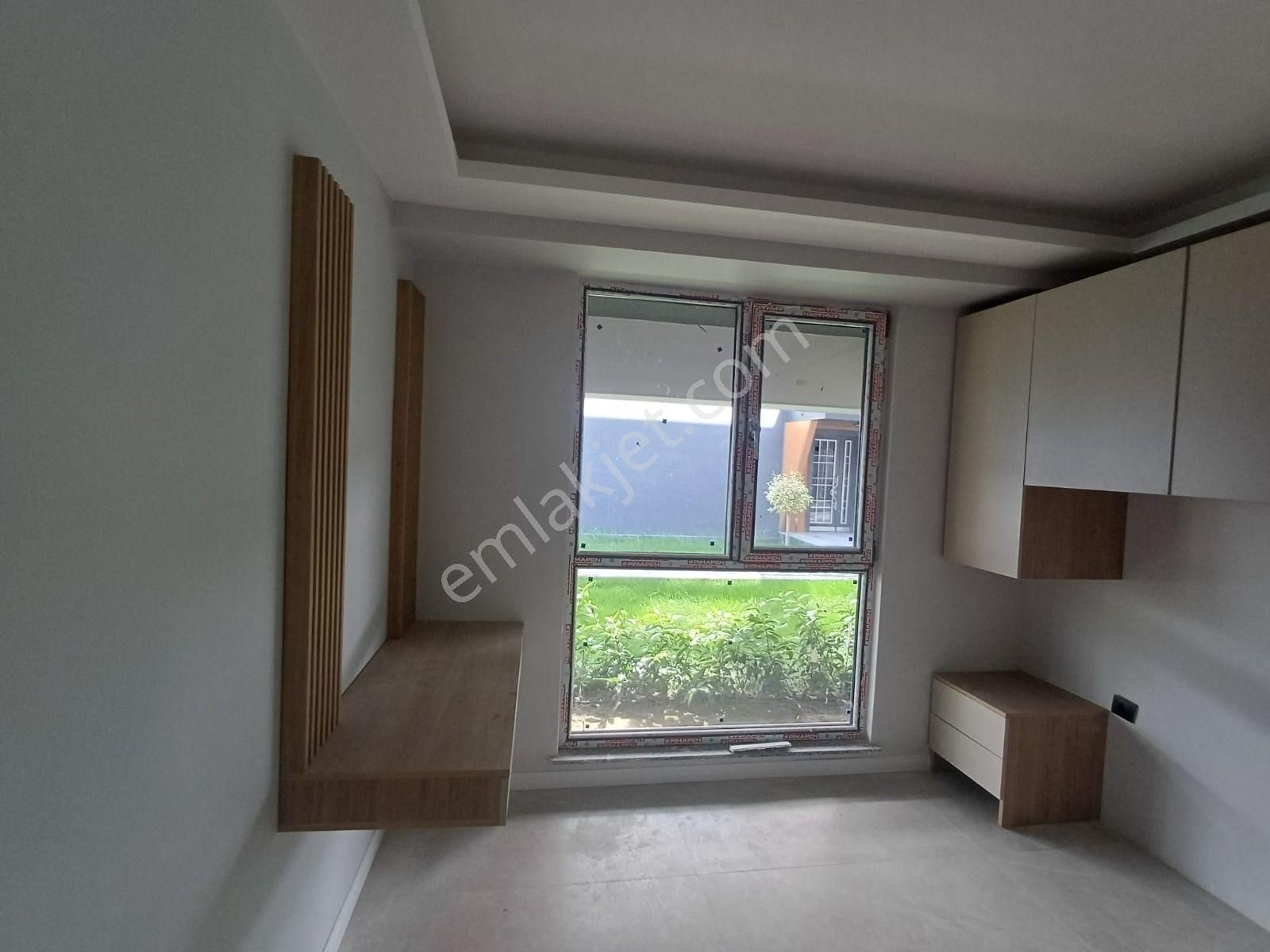 Cumhuriyet Mahallesi Bülent Ecevit Bulvarı Üzerinde Kiralık 1+1 - Görsel 6