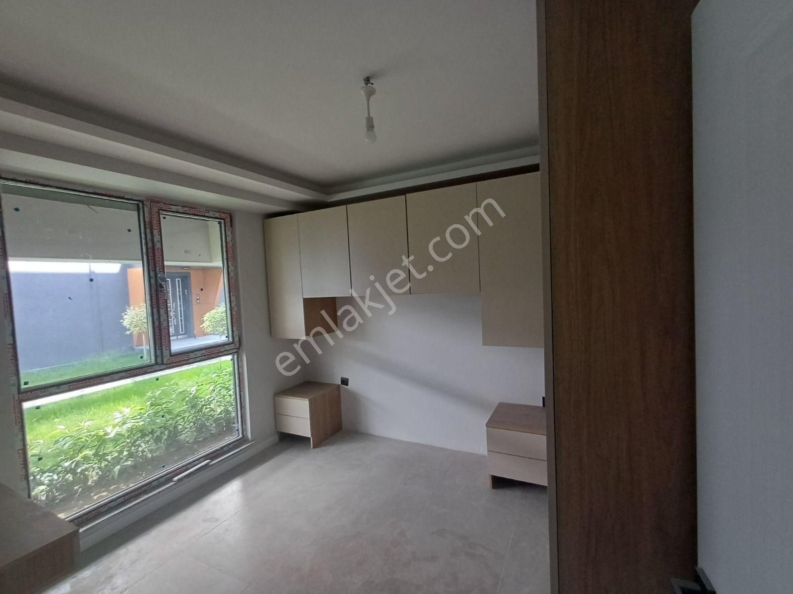 Cumhuriyet Mahallesi Bülent Ecevit Bulvarı Üzerinde Kiralık 1+1 - Görsel 8