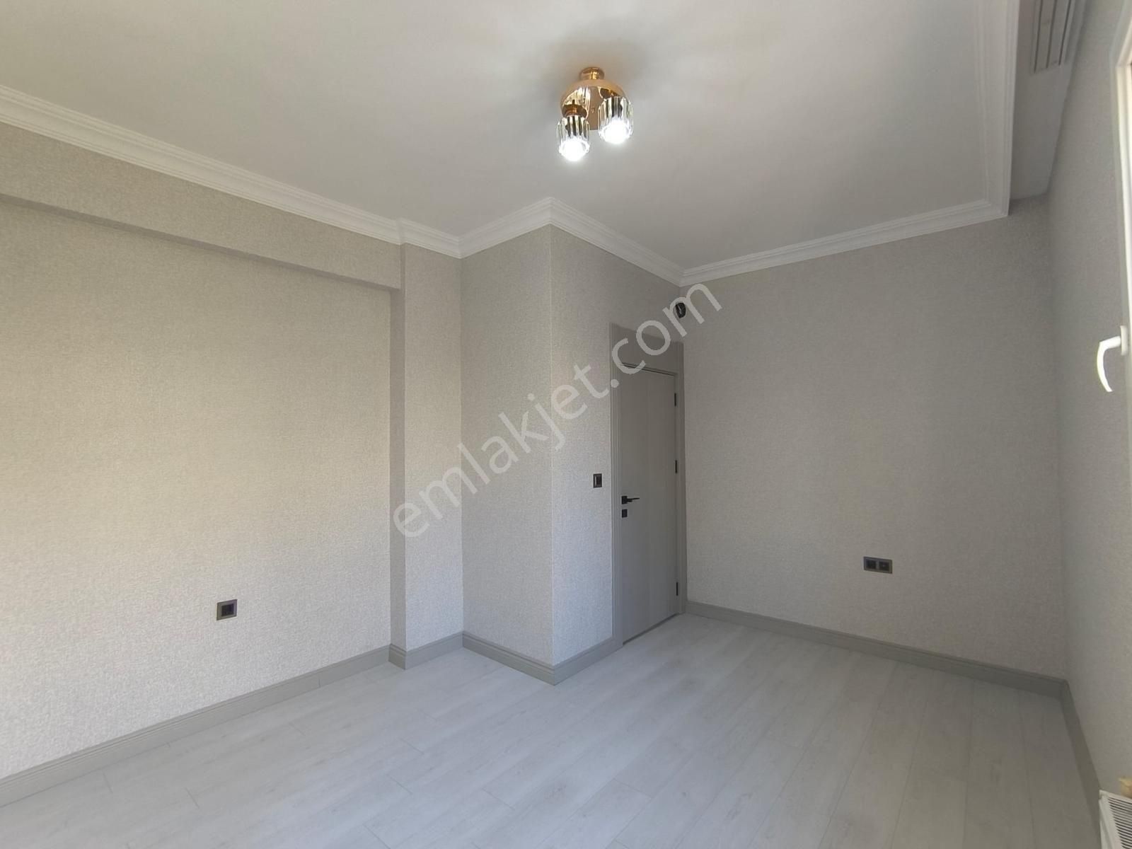 Premar Dan Dan Komple Yenilenmis Satılık 4.5+1 Villa - Görsel 21