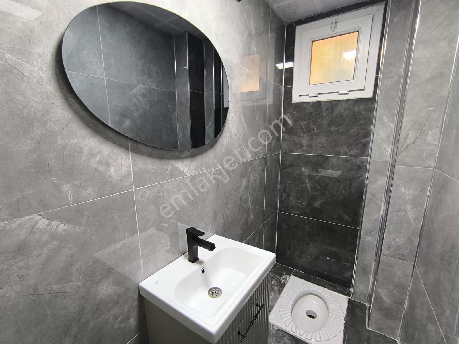 Premar Dan Dan Komple Yenilenmis Satılık 4.5+1 Villa - Görsel 32