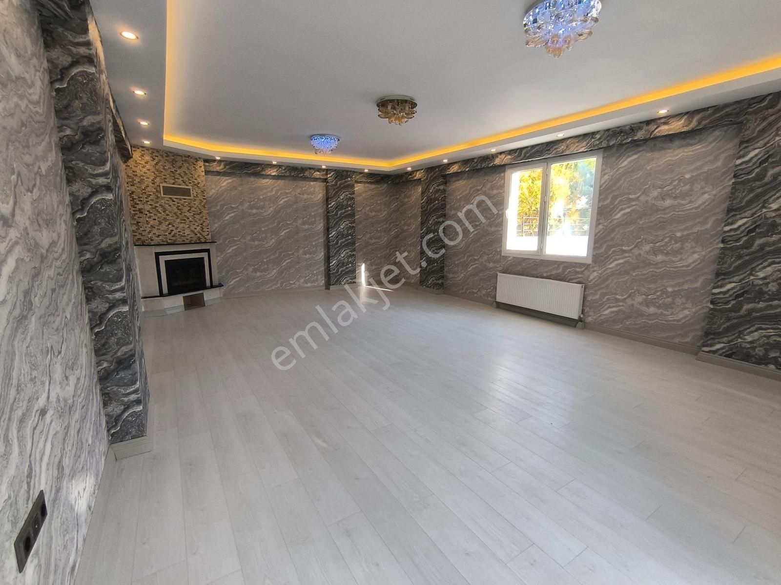 Premar Dan Dan Komple Yenilenmis Satılık 4.5+1 Villa - Görsel 24