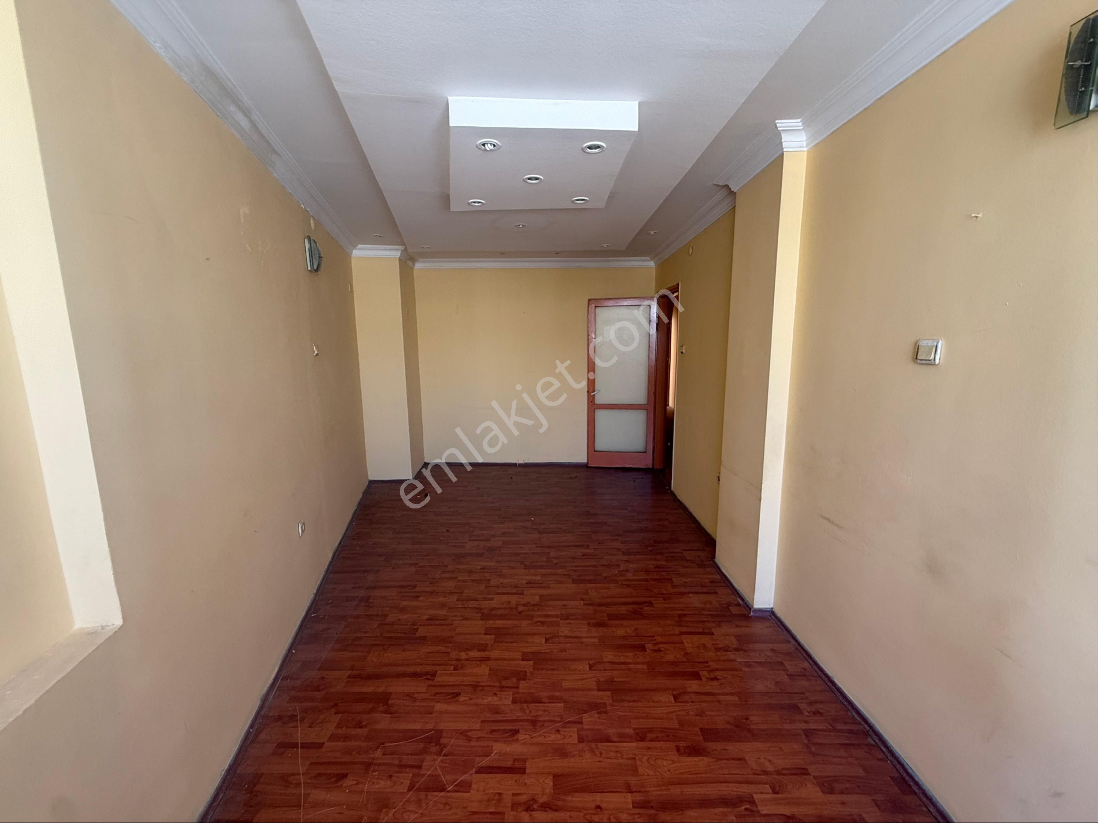 Karşıyakada Denize Yakın Mesafede Yatırımlık 2+1 Daire - Görsel 14