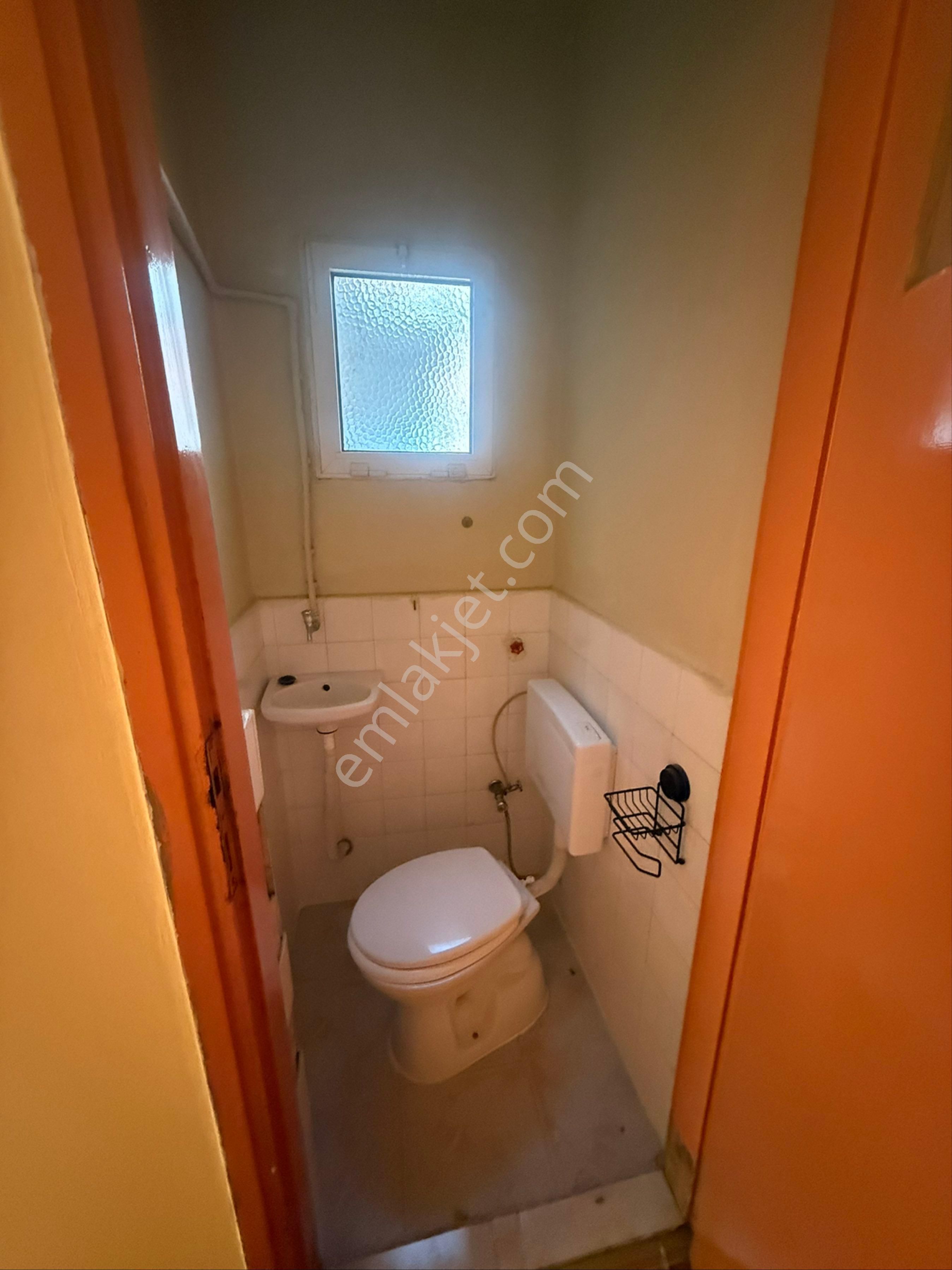 Karşıyakada Denize Yakın Mesafede Yatırımlık 2+1 Daire - Görsel 4