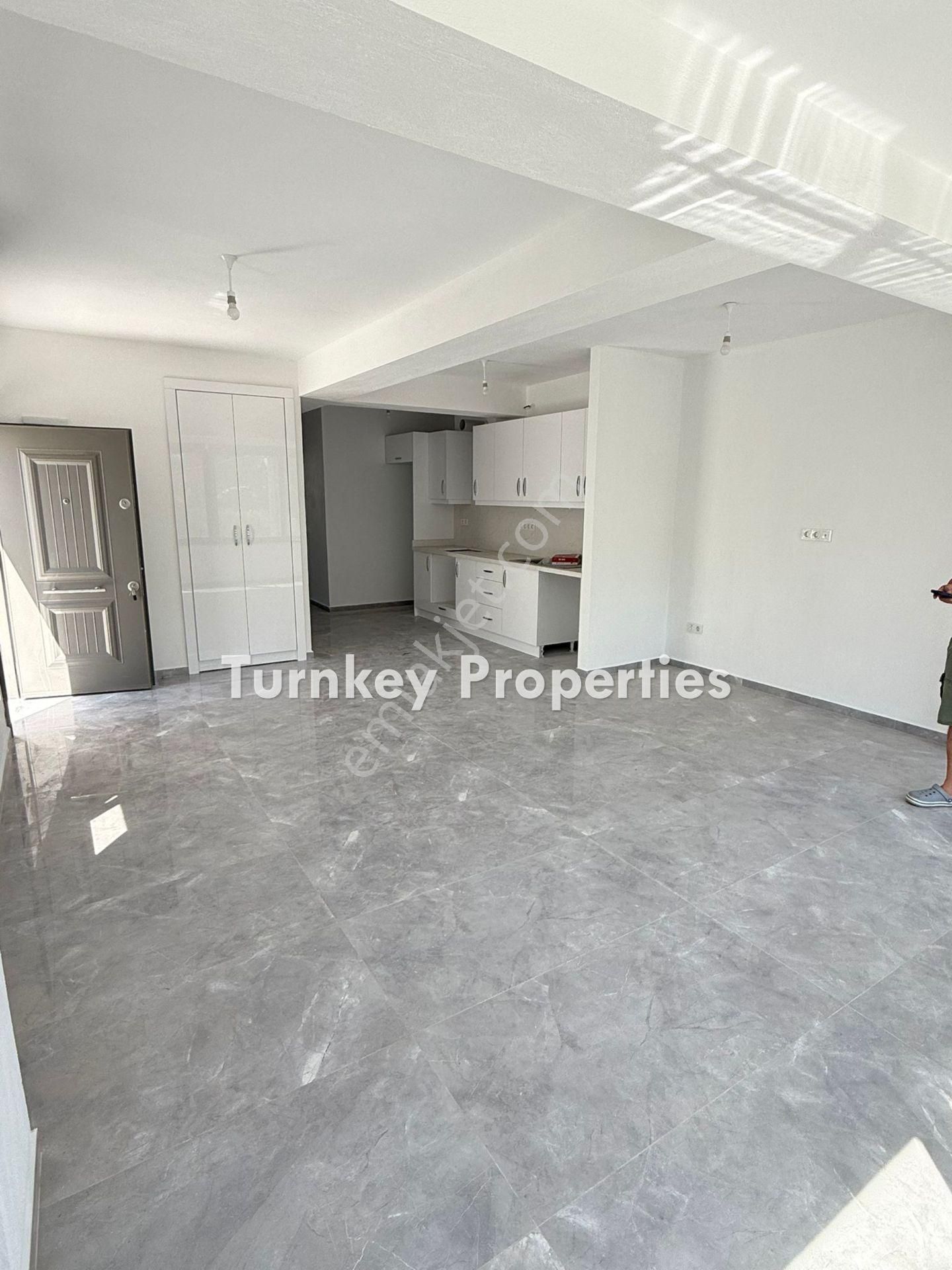 Kiralık Ticari Mülk – Ana Yola Cepheli Showroom + Stüdyo Blok (toplam 450 M²) - Görsel 8