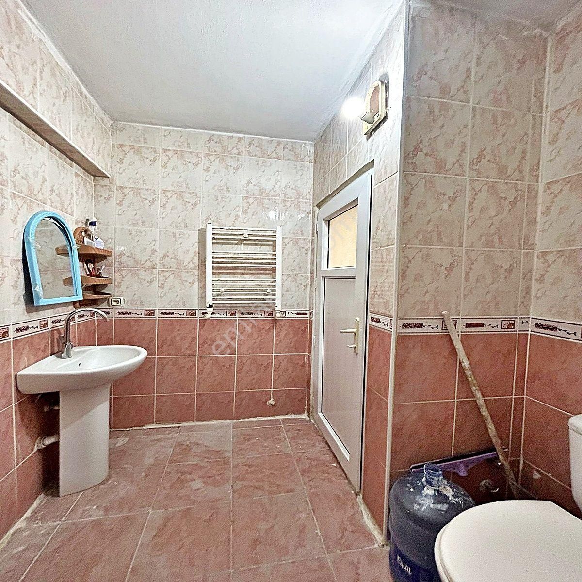 Esenyurt Meydana Komşu Merkezi Konumda 2+1 Ara Kat Satılık Daire - Görsel 5