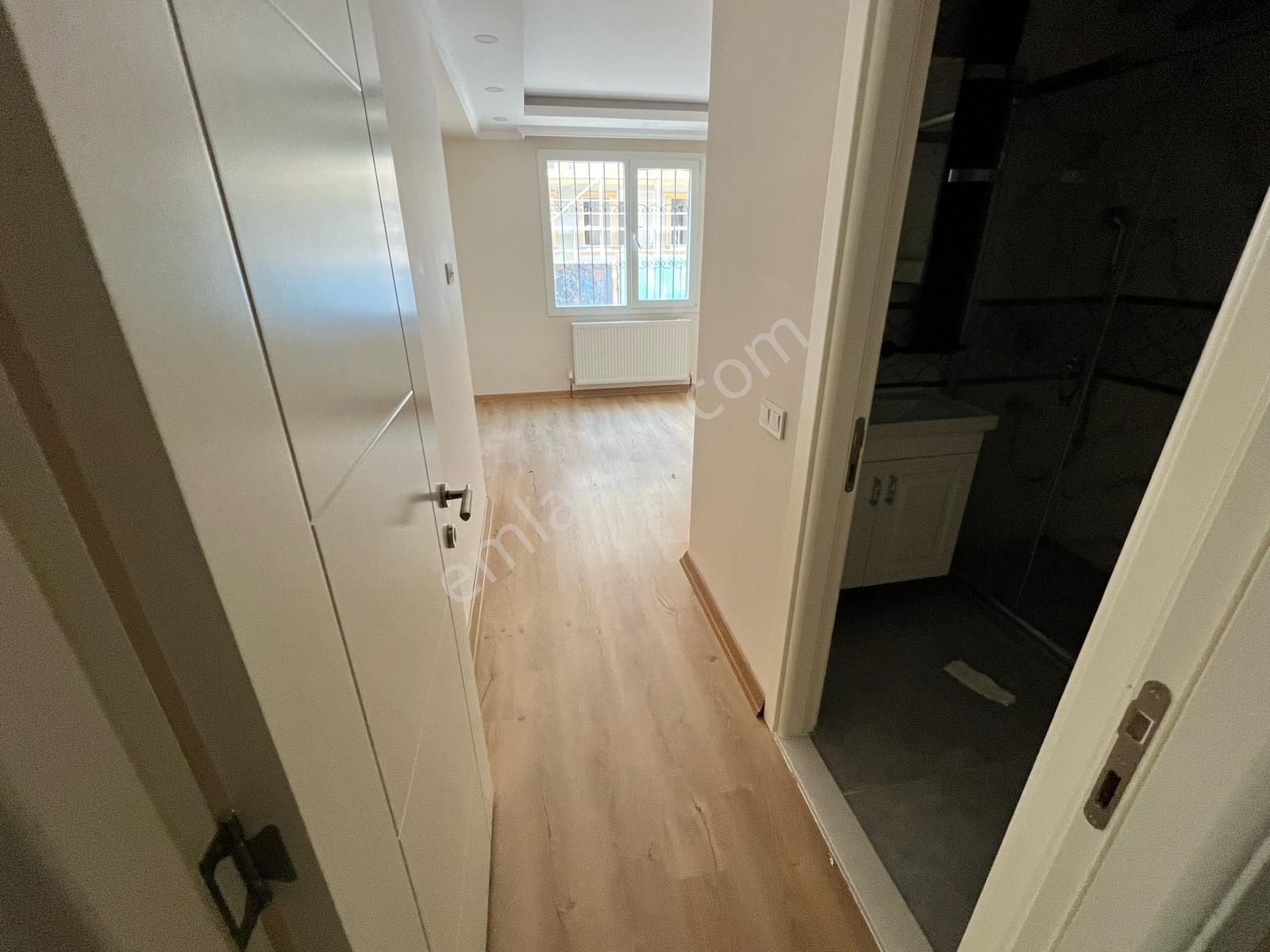 Bahçelievler Dr.refik Saydam Ortaokulu Yakını 3 Yıllık Binada Site İçinde 3+1 115 M2 Bahçe Katı - Görsel 8