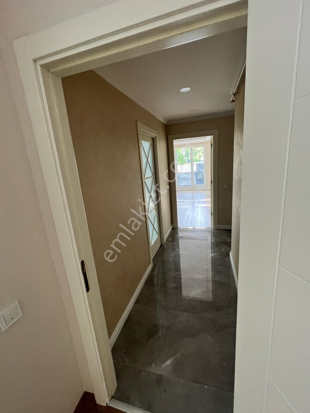 Bahçelievler Dr.refik Saydam Ortaokulu Yakını 3 Yıllık Binada Site İçinde 3+1 115 M2 Bahçe Katı - Görsel 7