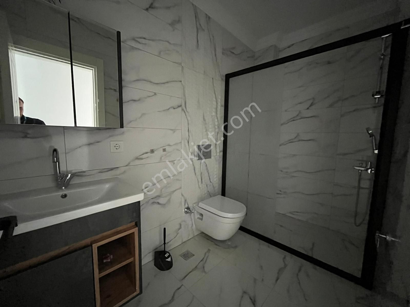 Didim Yeni Mahallede Asansörlü 2+1 Daire - Görsel 9