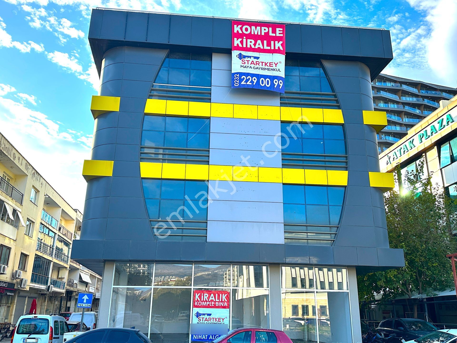 Bayraklı Plazalar Bölgesinde Komple Kiralık 4 Katlı Lüks Plaza - Görsel 3
