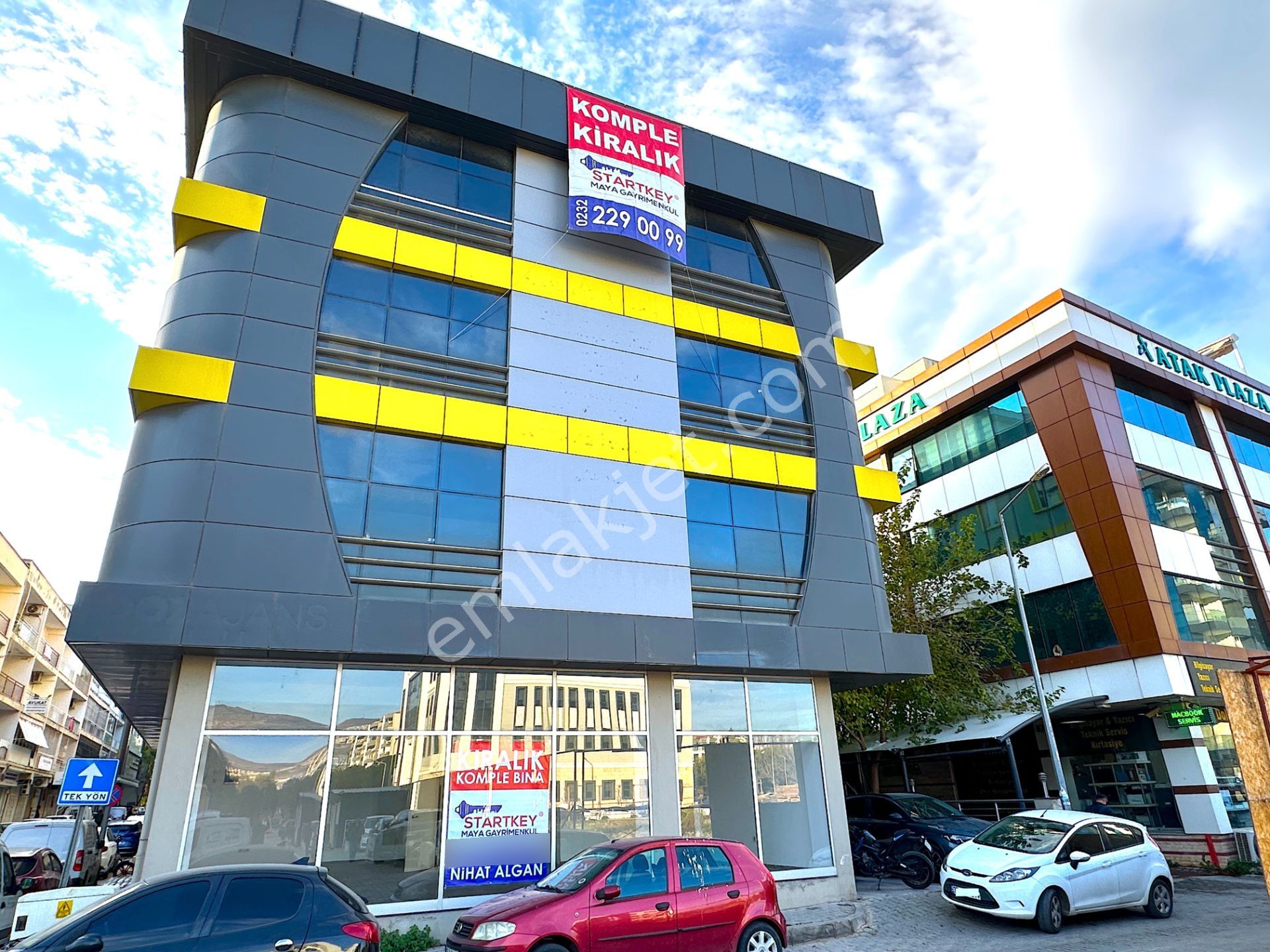 Bayraklı Plazalar Bölgesinde Komple Kiralık 4 Katlı Lüks Plaza - Görsel 35