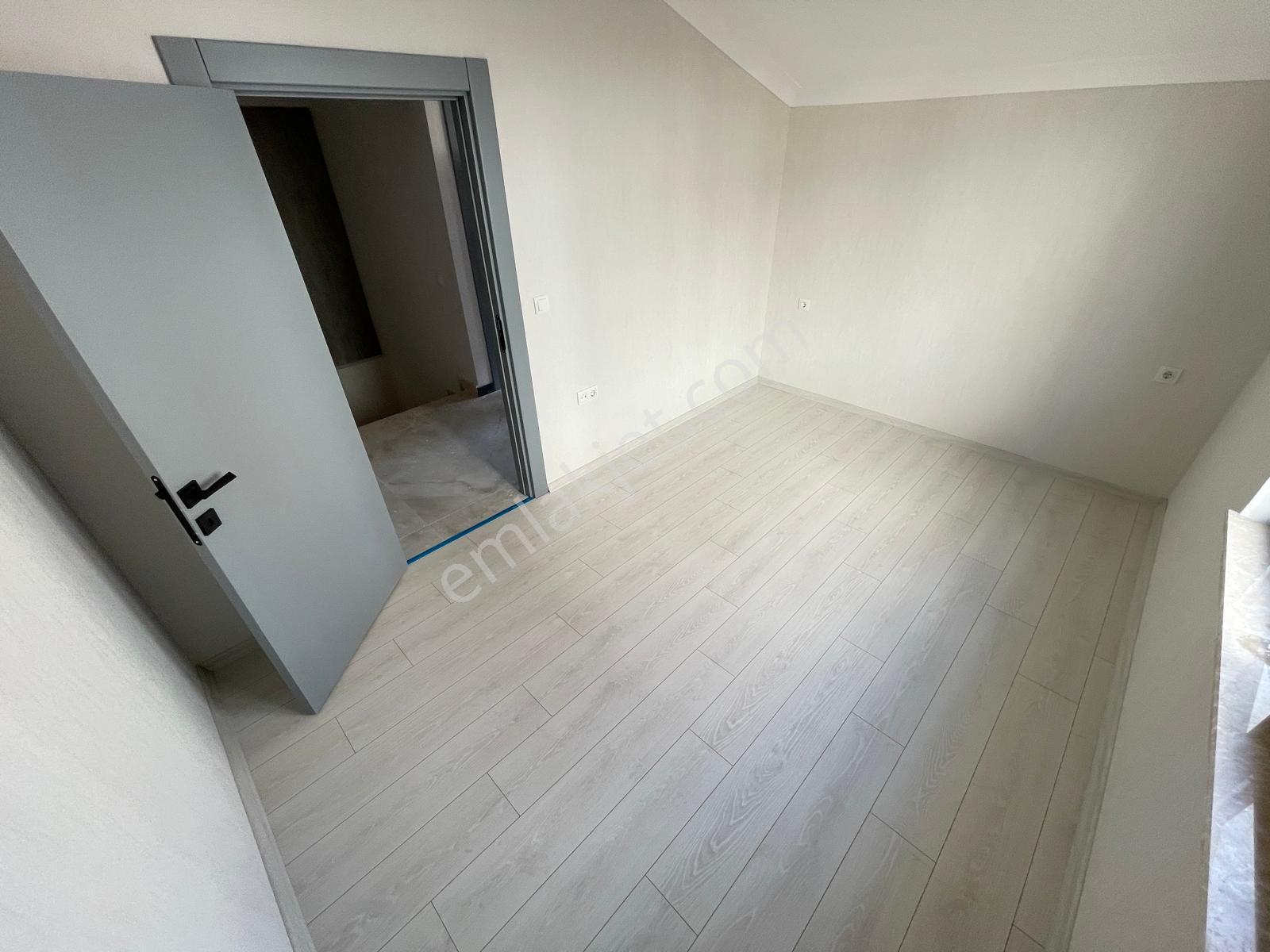 Kariyerden Karargahtepe Satılık Lüks Dubleks Daire - Görsel 4