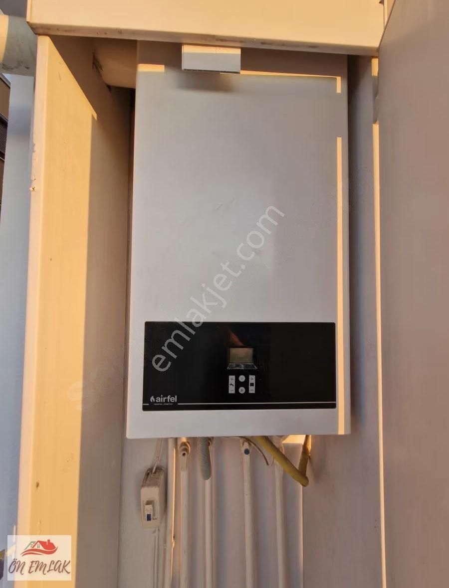 Ön Emlak'tan Burhaniye Bahçelievlerde Satılık Geniş 3+1 Daire! - Görsel 5