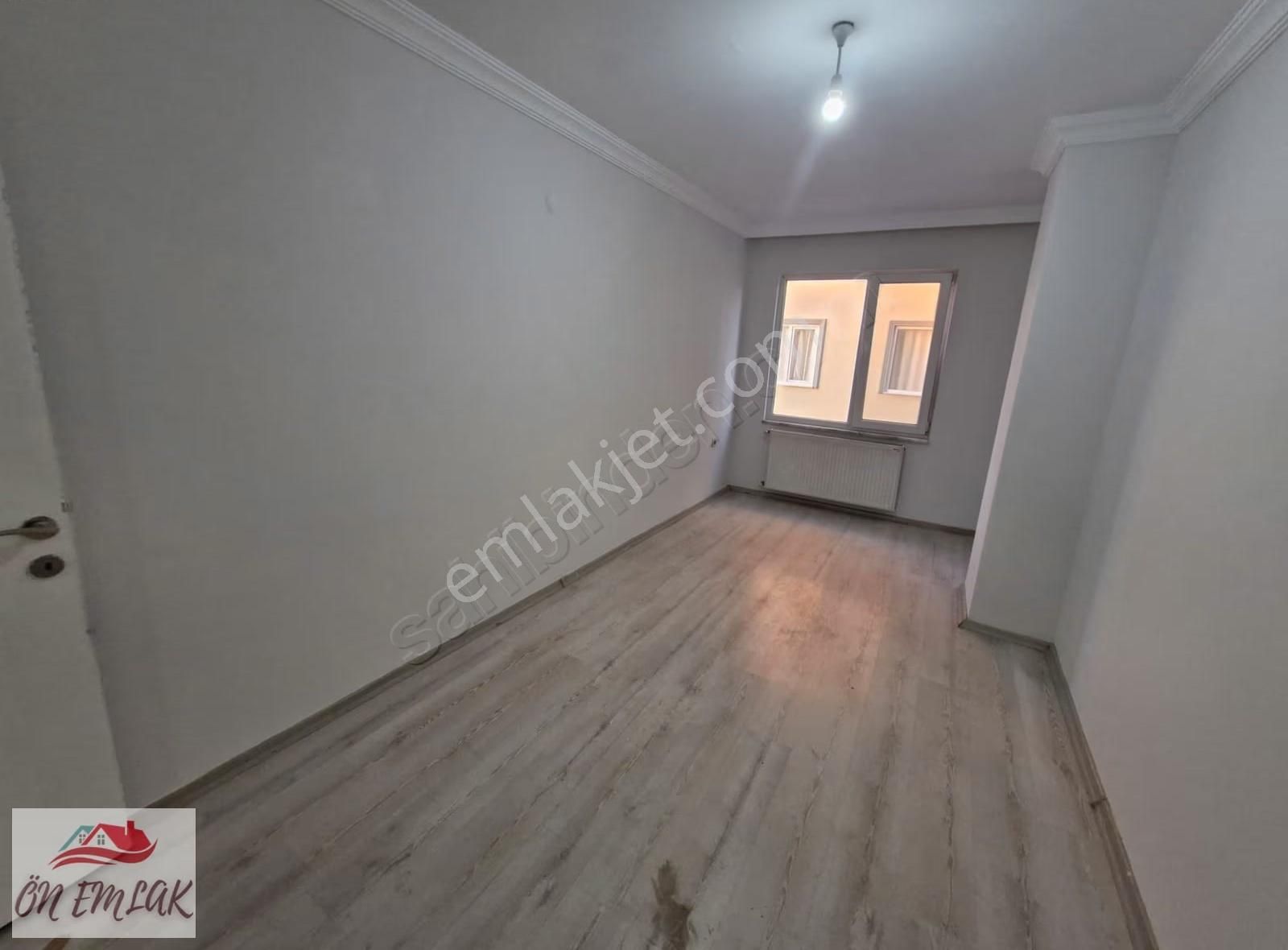 Ön Emlak'tan Burhaniye Bahçelievlerde Satılık Geniş 3+1 Daire! - Görsel 8