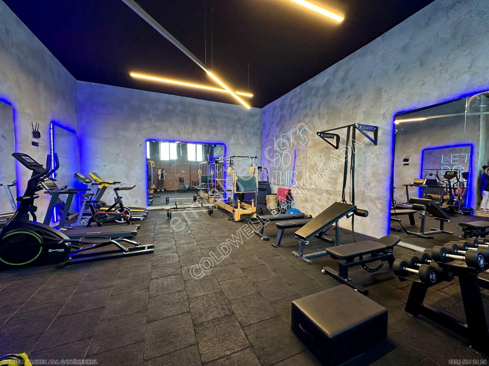 Karaova’da Storıa Akdeniz Evlerinde Köşe Konumlu Büyük Bahçeli Villa - Görsel 29