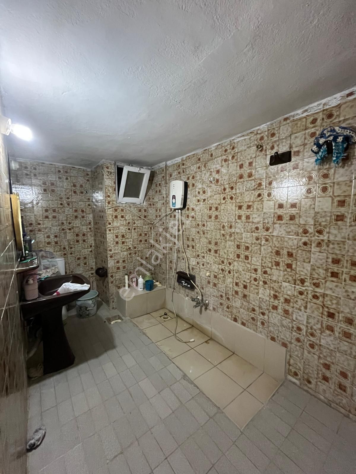 Uca’dan Stadyum Karşısı Merkez De Satılık 3+1 Daire.! - Görsel 16