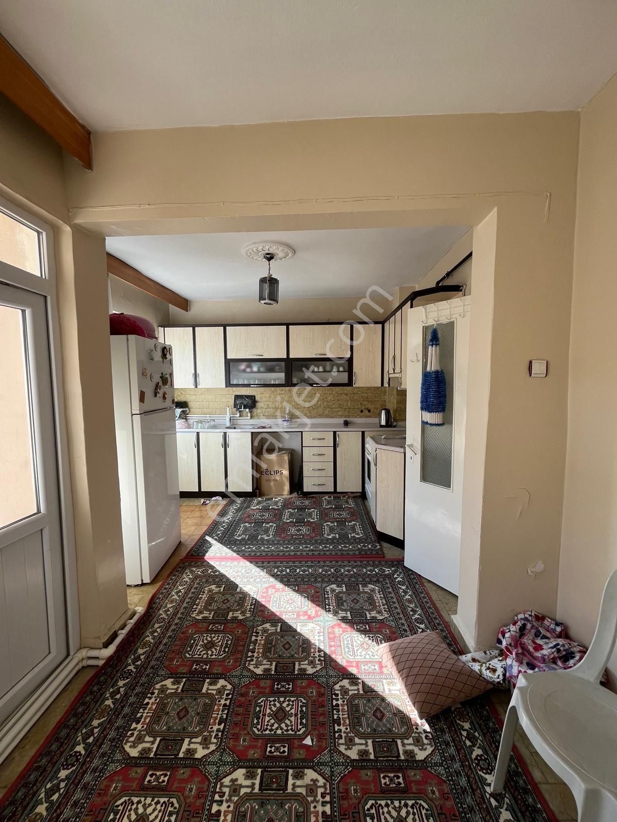 Uca’dan Stadyum Karşısı Merkez De Satılık 3+1 Daire.! - Görsel 9