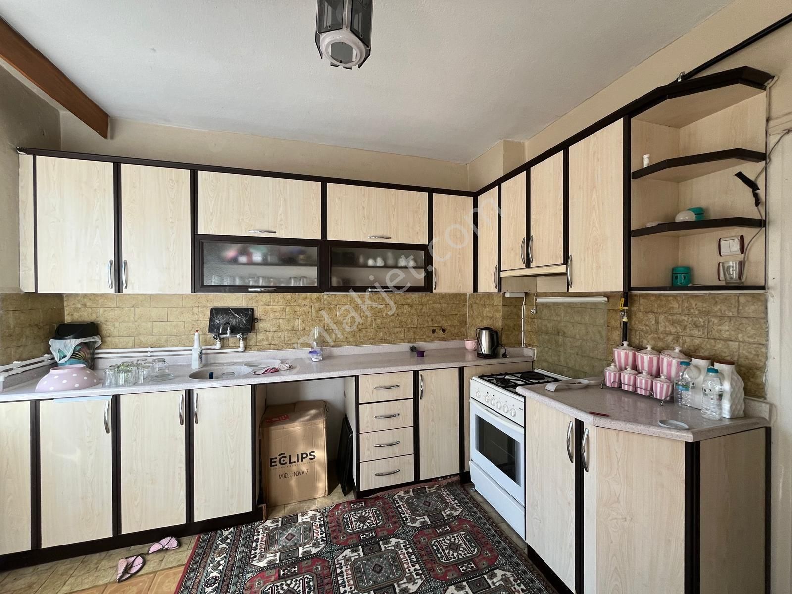 Uca’dan Stadyum Karşısı Merkez De Satılık 3+1 Daire.! - Görsel 10