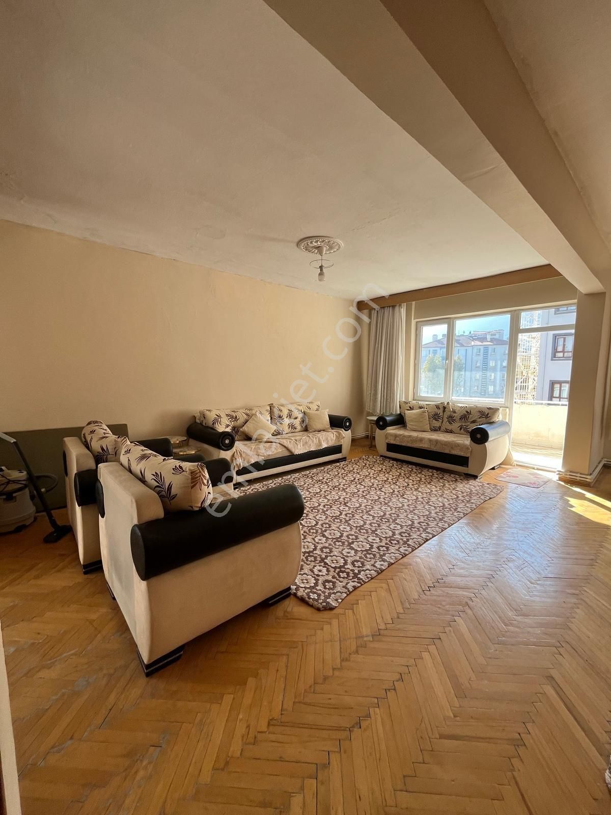 Uca’dan Stadyum Karşısı Merkez De Satılık 3+1 Daire.! - Görsel 7