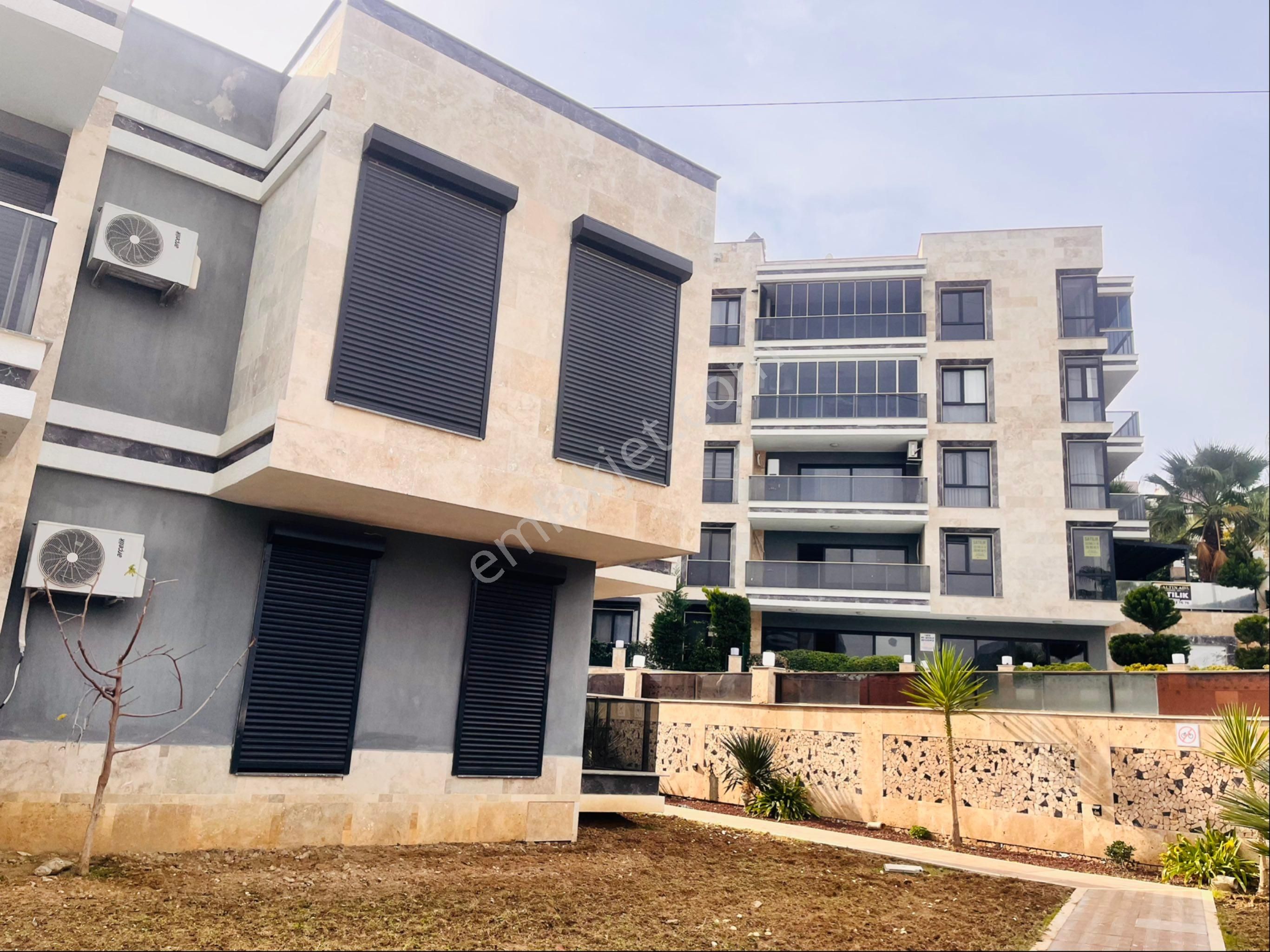 Kusadası Kirazlı Yolunda Satılık Recidans Daire - Görsel 32