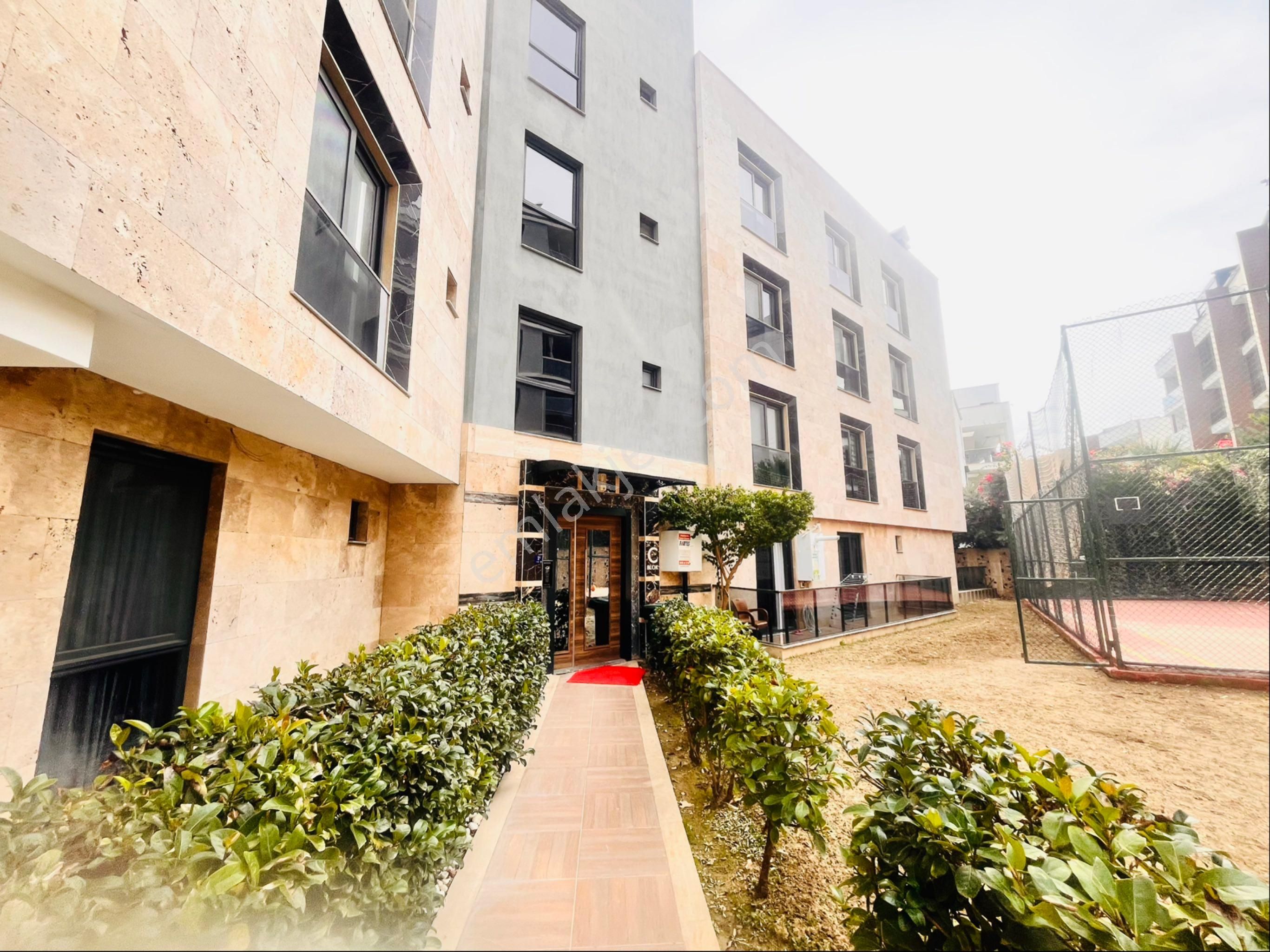 Kusadası Kirazlı Yolunda Satılık Recidans Daire - Görsel 24