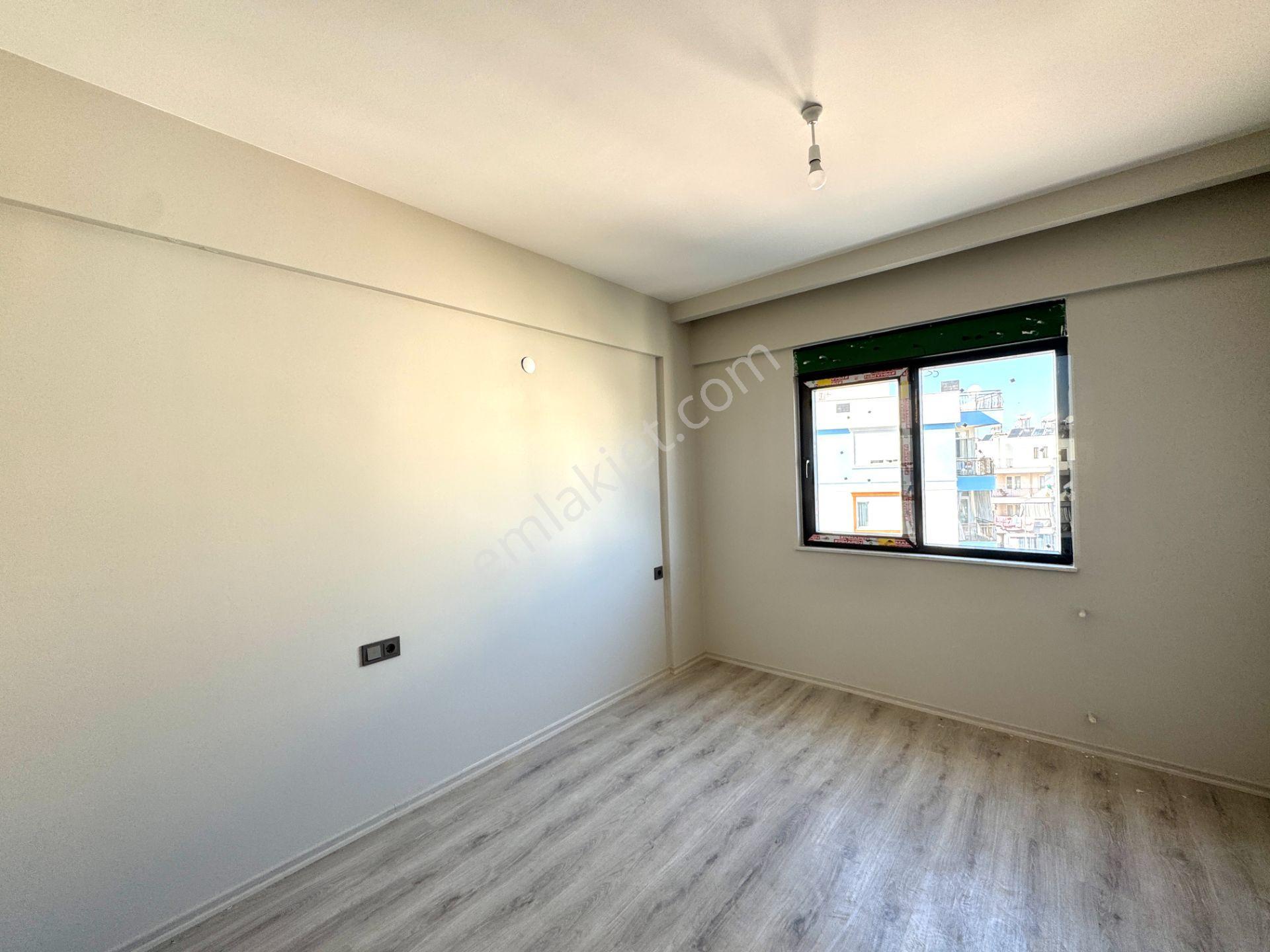 Kızıltoprak Merkezi Konumda Sıfır 4+1 Dubleks Daire - Görsel 14