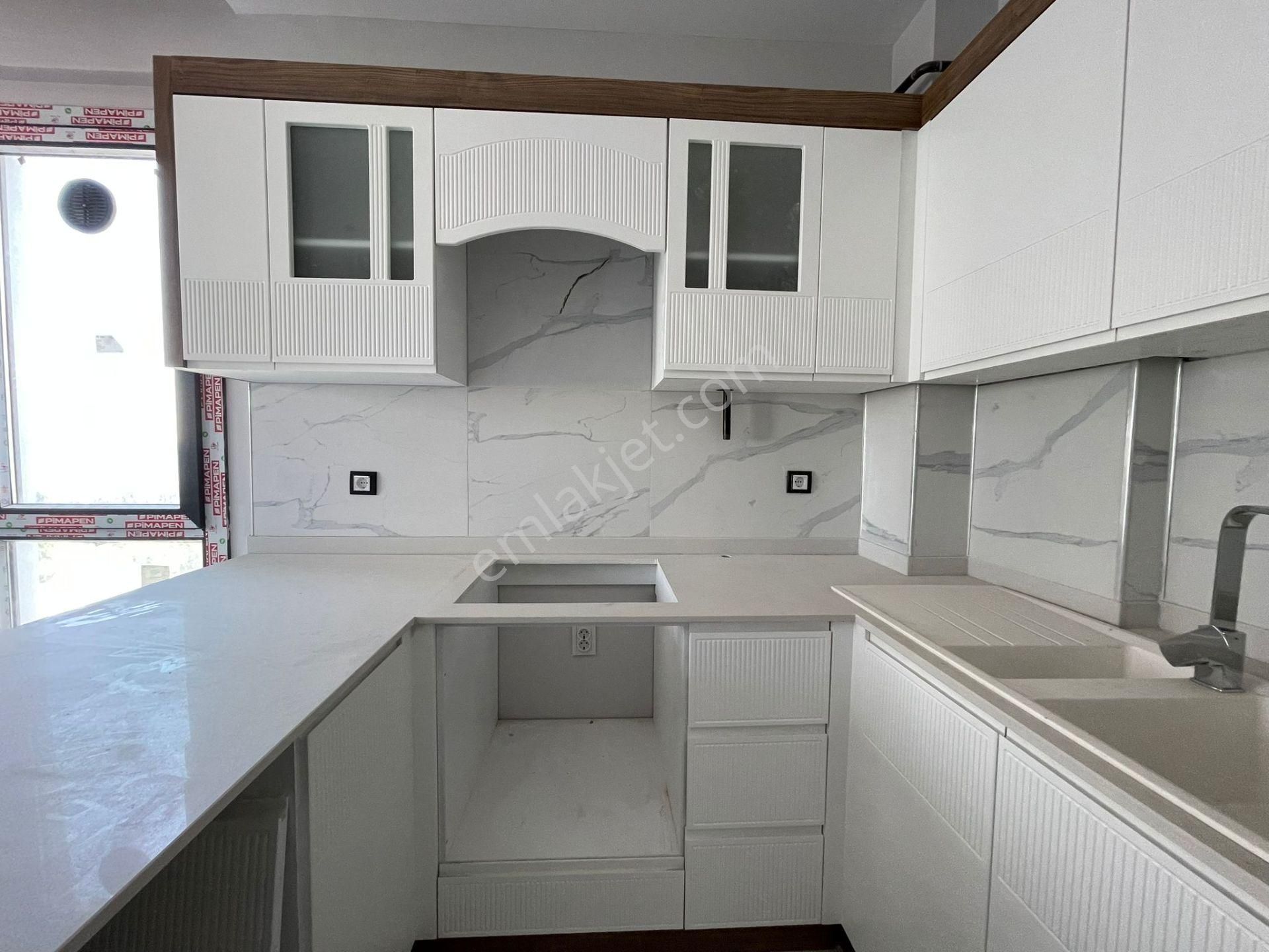 Karınca'dan Seymenli'de Deniz Manzaralı Lüx Sitede 1+1 Satılık - Görsel 3