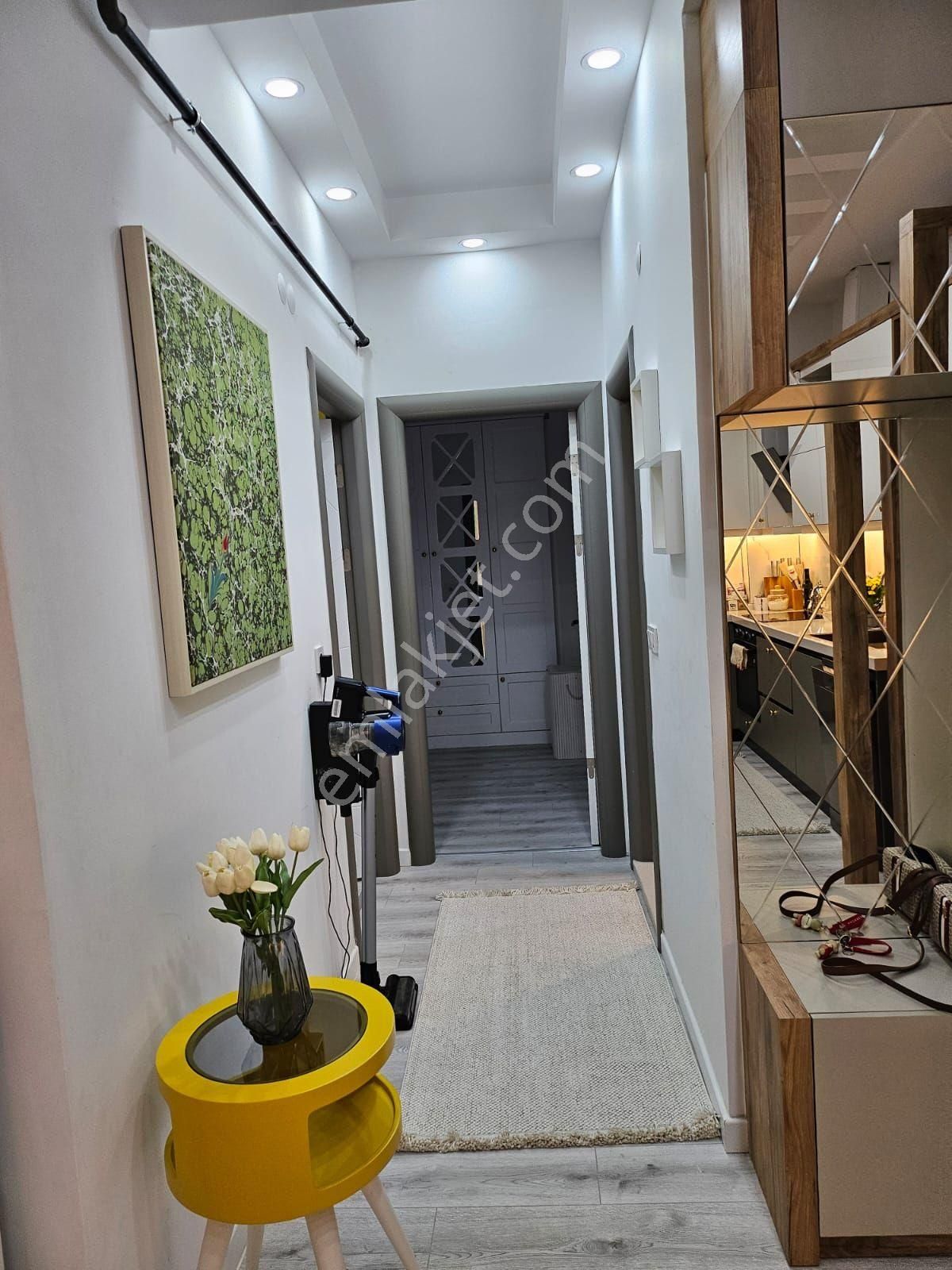 Kuşadası Değirmenderede Havuzlu Sitede Satılık 2+1 85 M2 Süper Daire - Görsel 29