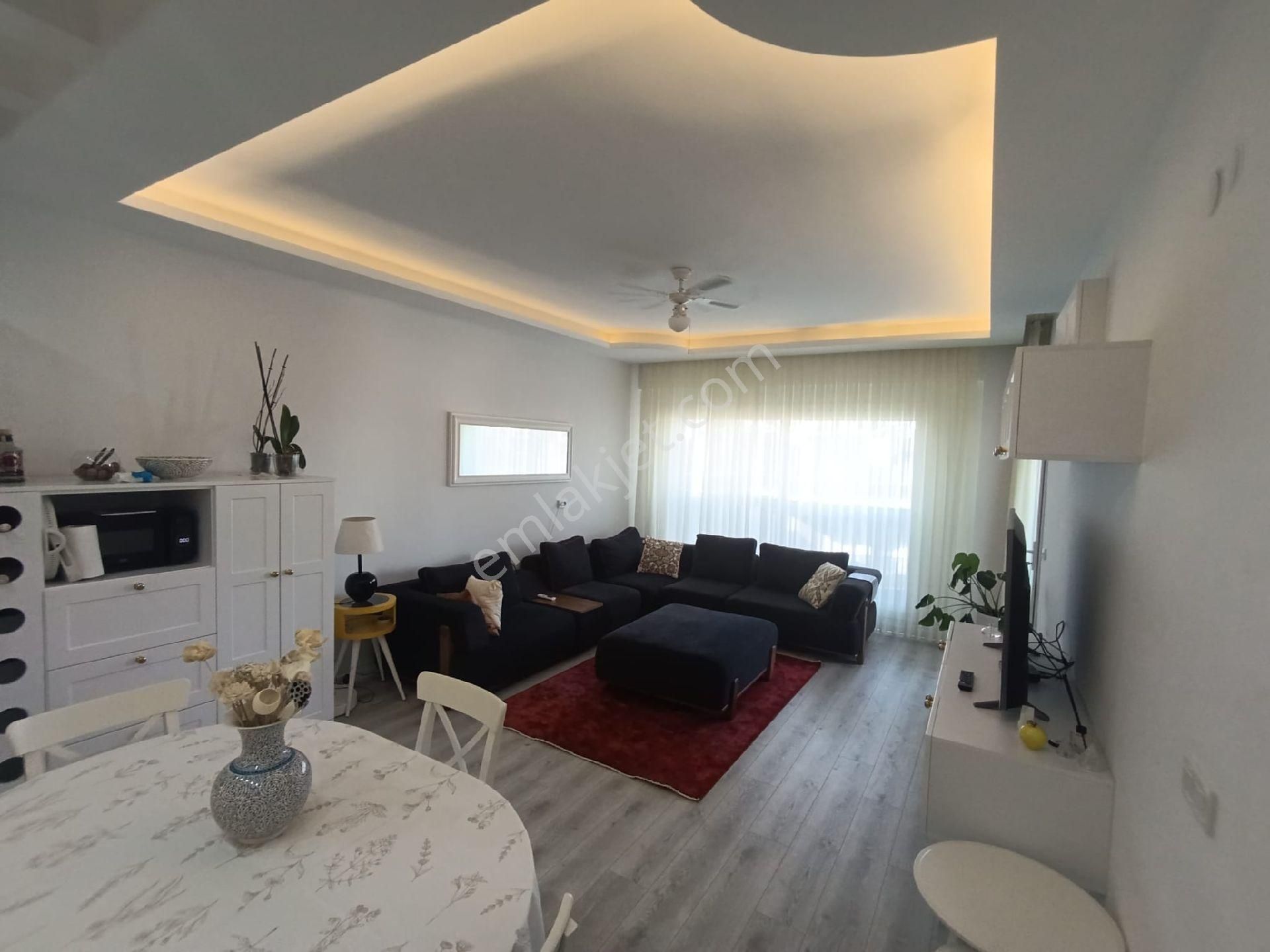 Kuşadası Değirmenderede Havuzlu Sitede Satılık 2+1 85 M2 Süper Daire - Görsel 23