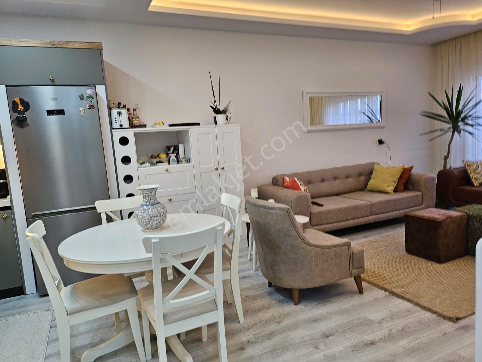 Kuşadası Değirmenderede Havuzlu Sitede Satılık 2+1 85 M2 Süper Daire - Görsel 26