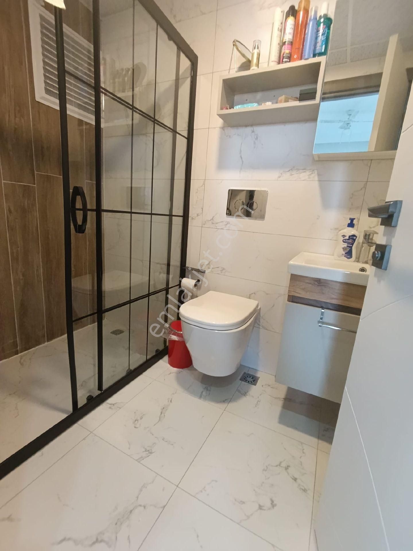 Kuşadası Değirmenderede Havuzlu Sitede Satılık 2+1 85 M2 Süper Daire - Görsel 2