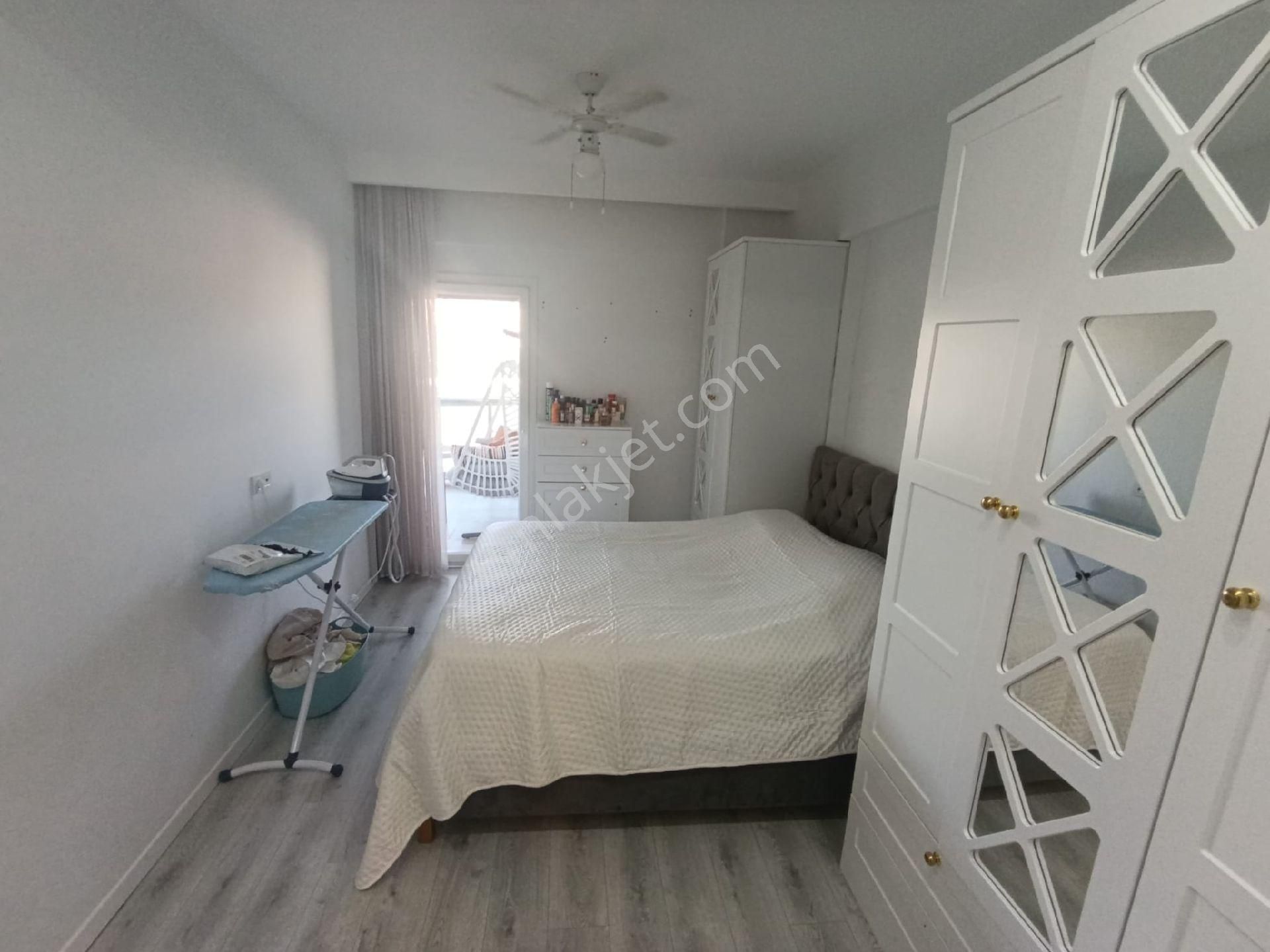 Kuşadası Değirmenderede Havuzlu Sitede Satılık 2+1 85 M2 Süper Daire - Görsel 14