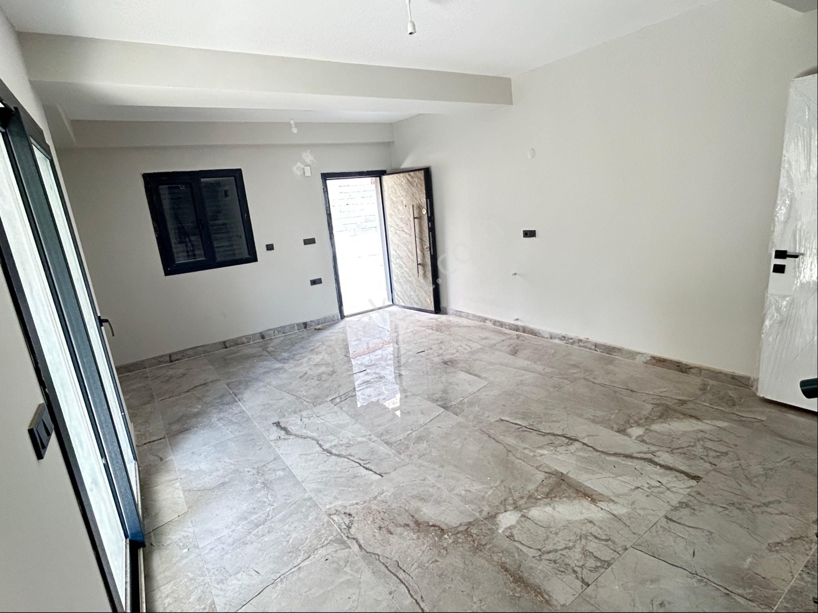 Deniz Manzaralı 3+1 Villalar - Görsel 17