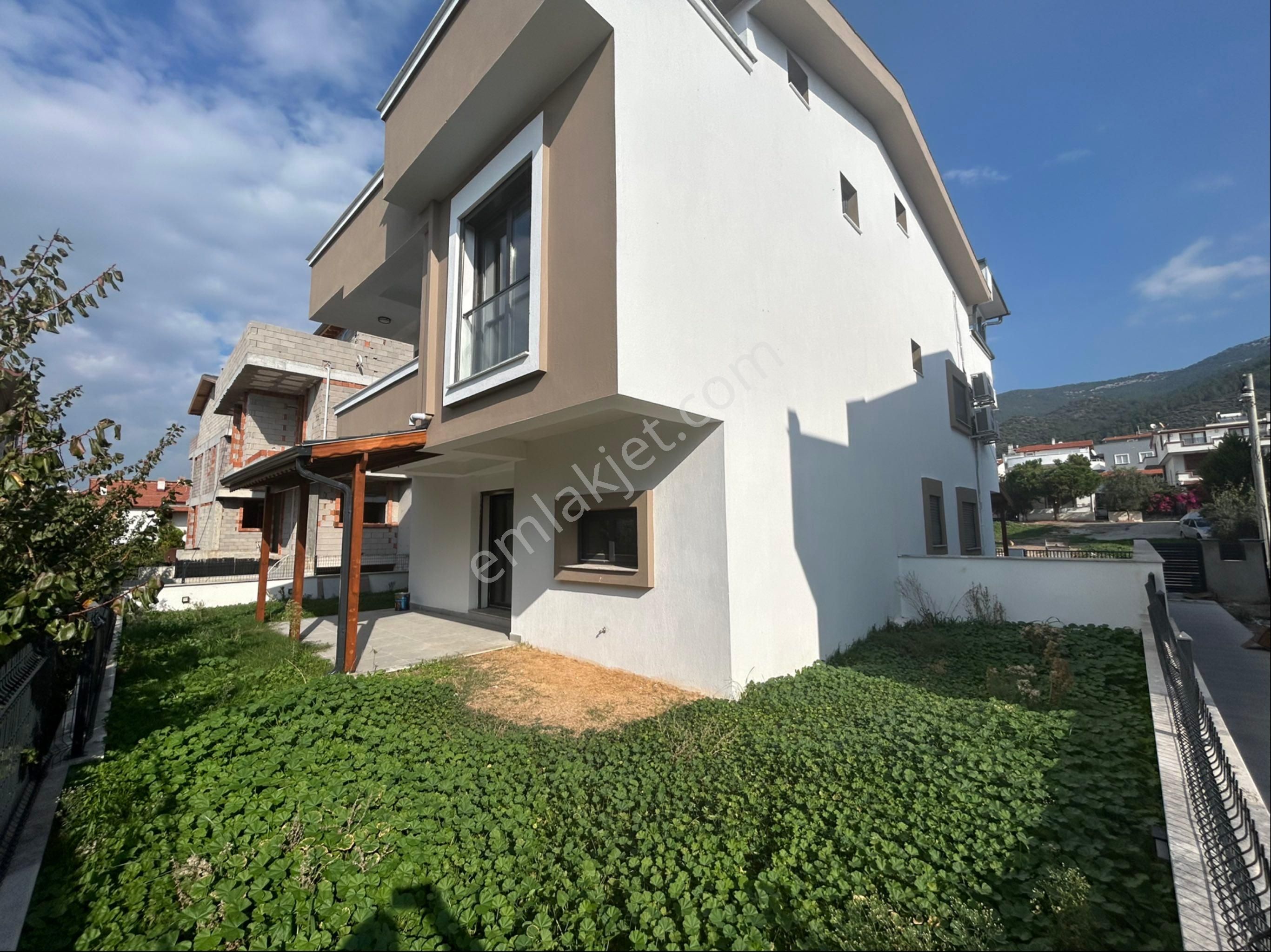 Deniz Manzaralı 3+1 Villalar - Görsel 19