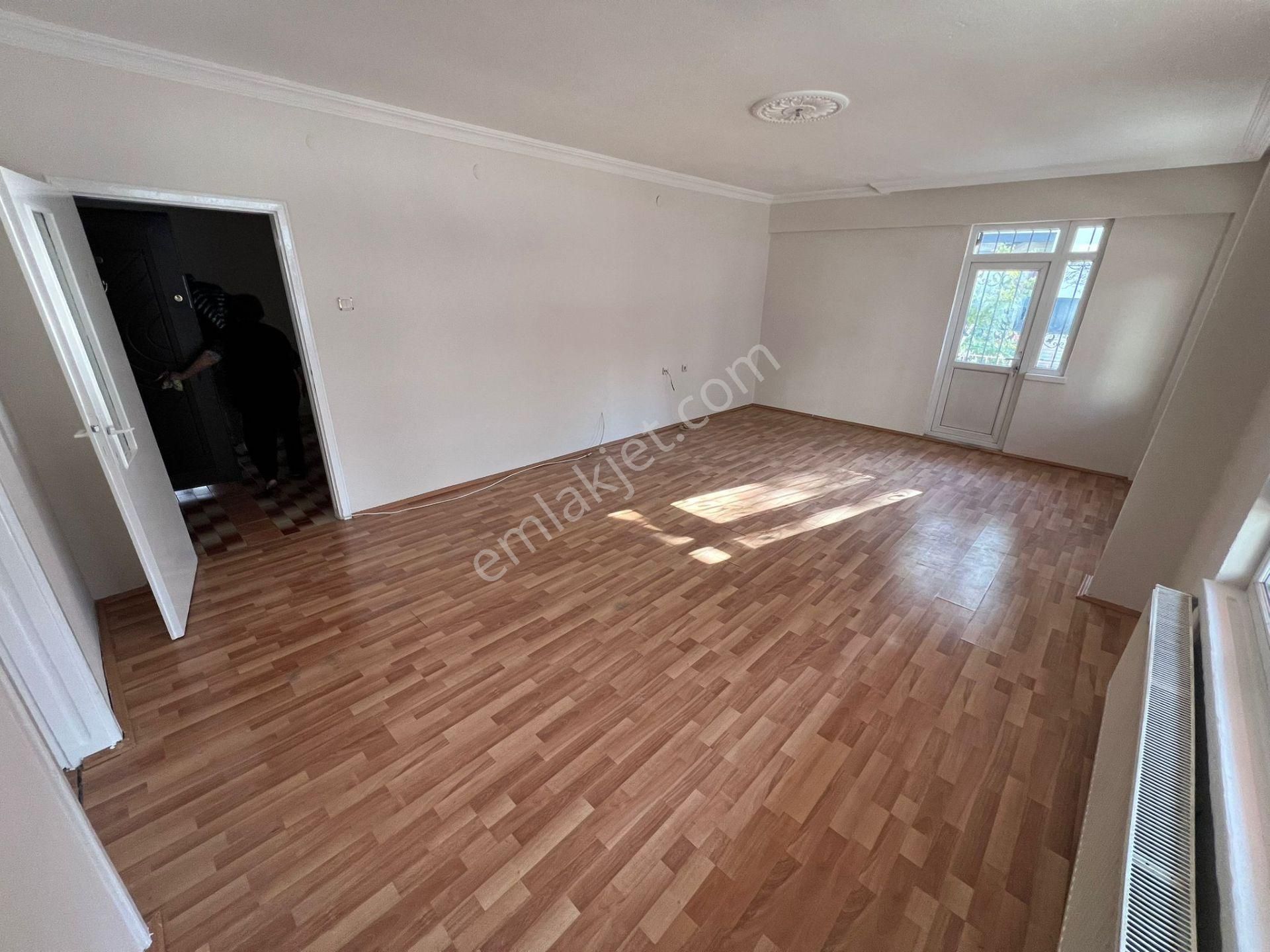 Demetevler Cemre Park Arkası 3+1 Geniş Kullanışlı Kiralık - Görsel 7