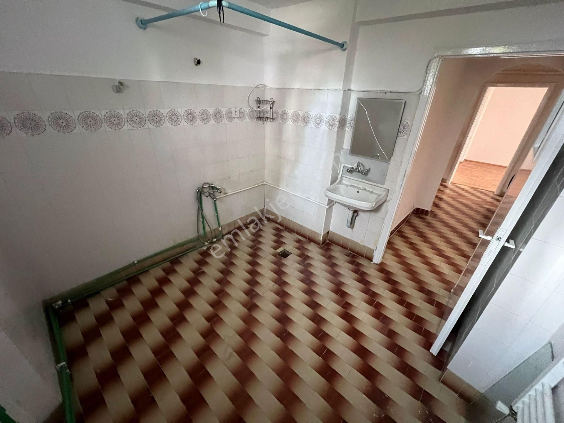 Demetevler Cemre Park Arkası 3+1 Geniş Kullanışlı Kiralık - Görsel 20