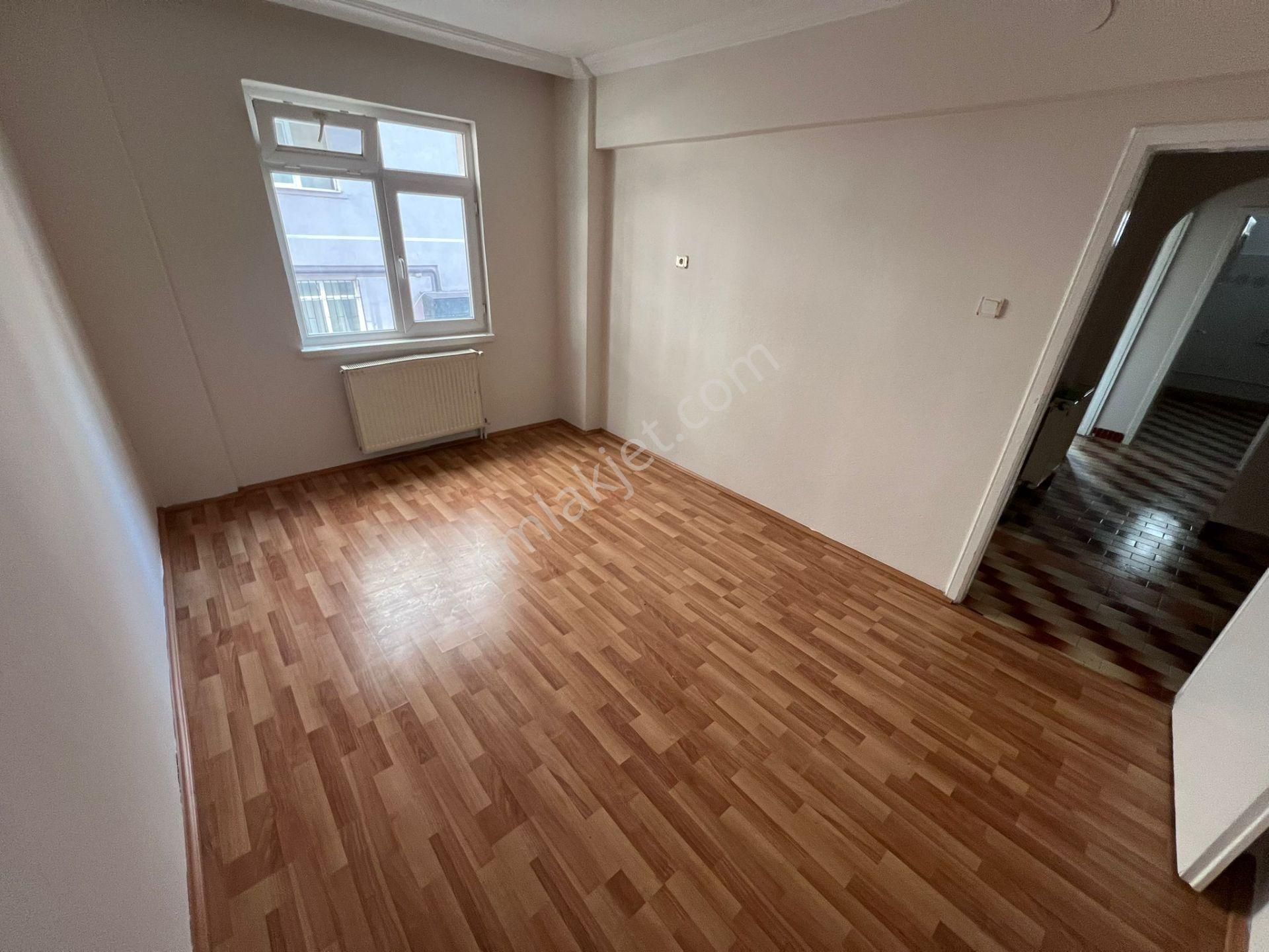 Demetevler Cemre Park Arkası 3+1 Geniş Kullanışlı Kiralık - Görsel 13