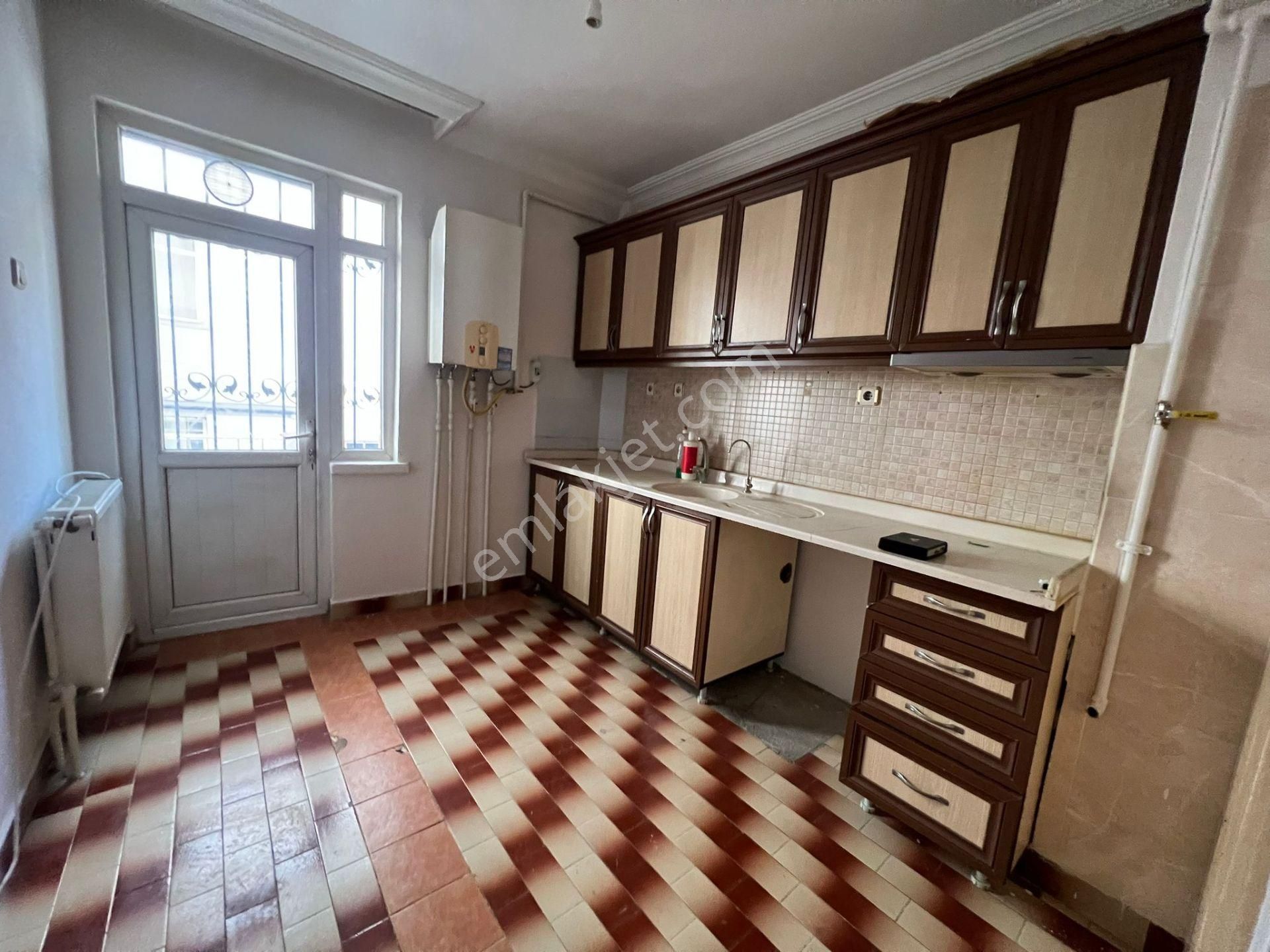 Demetevler Cemre Park Arkası 3+1 Geniş Kullanışlı Kiralık - Görsel 5