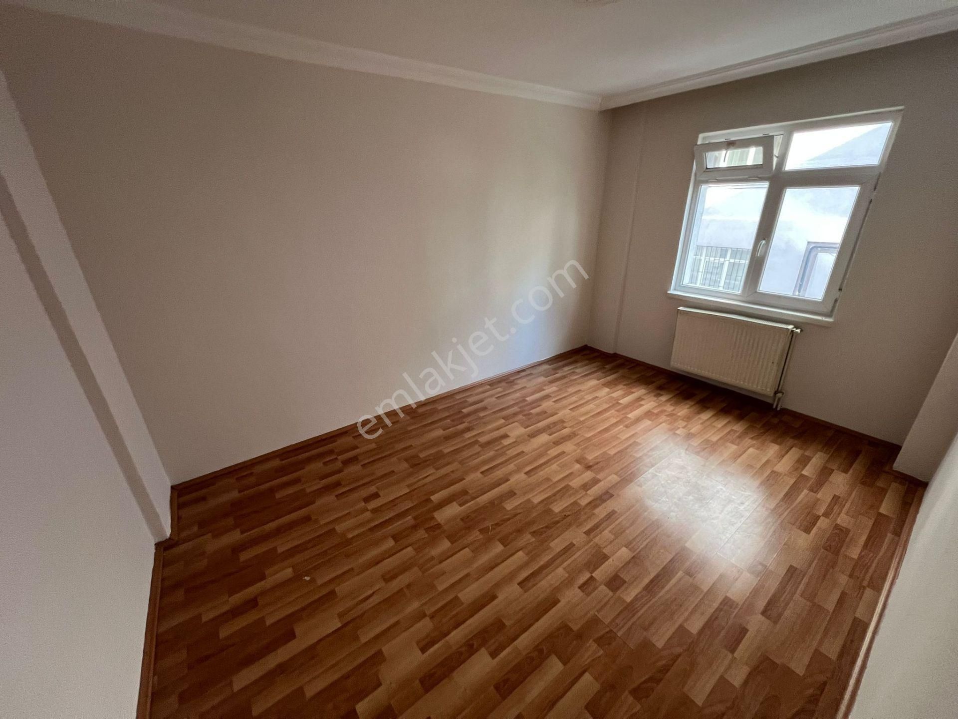 Demetevler Cemre Park Arkası 3+1 Geniş Kullanışlı Kiralık - Görsel 12