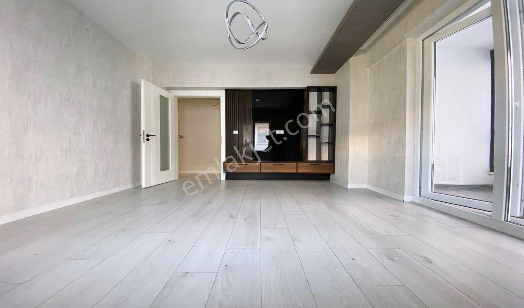 Vadi'den Bağlum Bulvar'da Geniş-full Lüks Yapılı-e.banyolu-4+1!! - Görsel 12