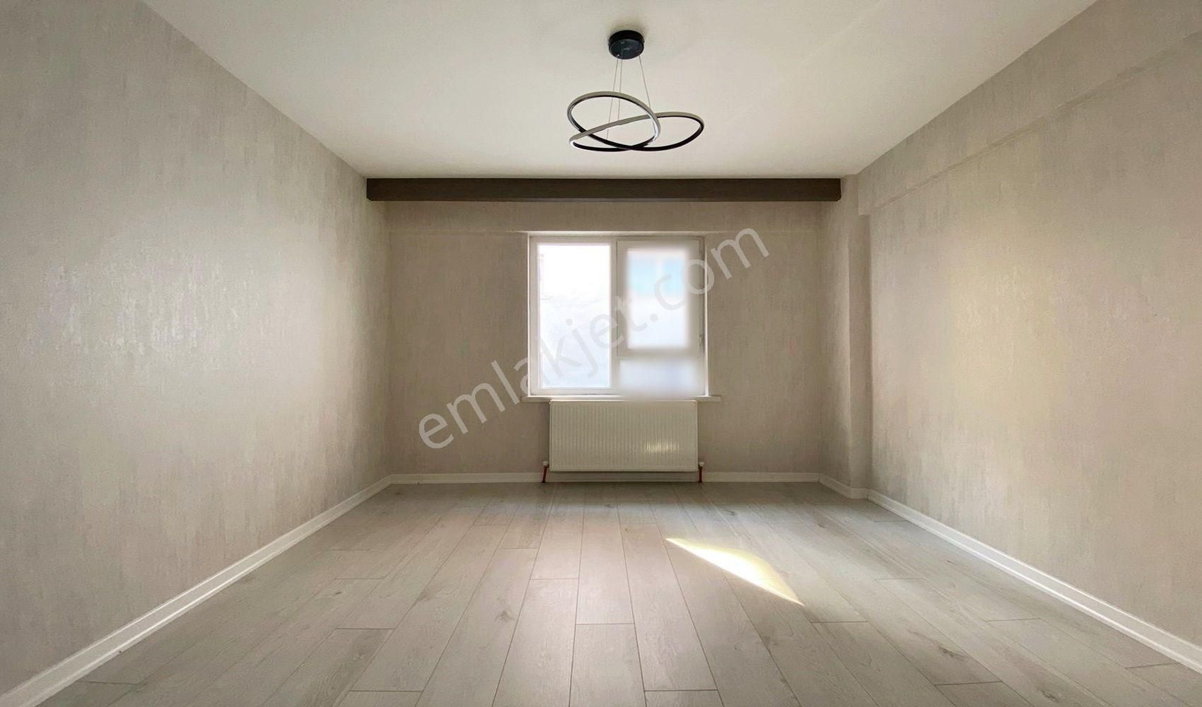 Vadi'den Bağlum Bulvar'da Geniş-full Lüks Yapılı-e.banyolu-4+1!! - Görsel 14