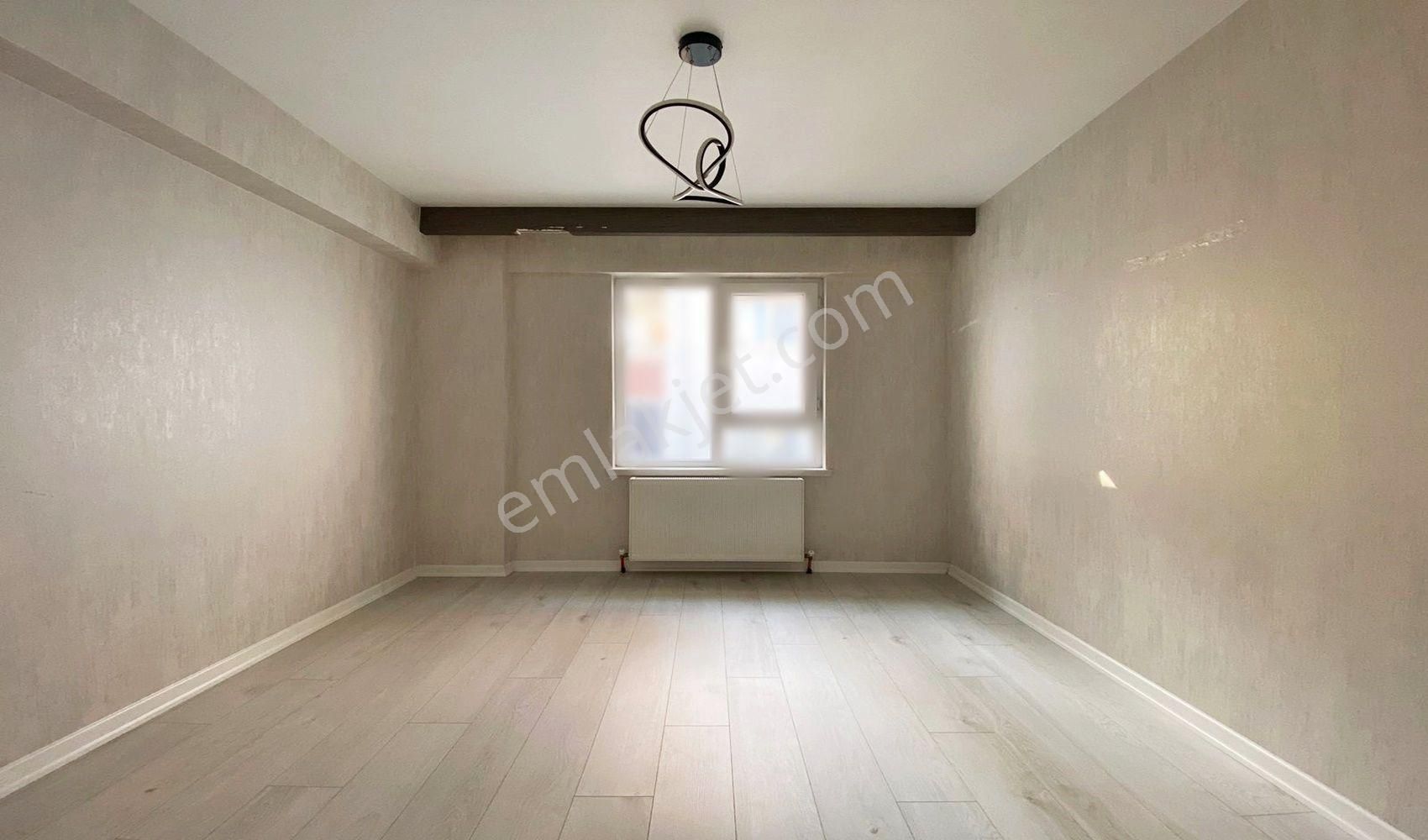 Vadi'den Bağlum Bulvar'da Geniş-full Lüks Yapılı-e.banyolu-4+1!! - Görsel 17