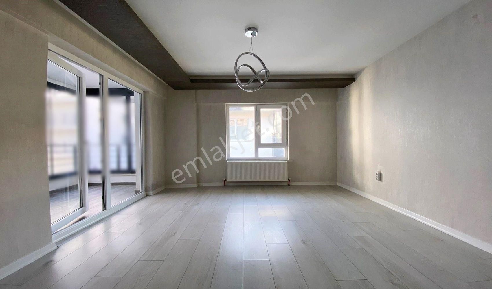 Vadi'den Bağlum Bulvar'da Geniş-full Lüks Yapılı-e.banyolu-4+1!! - Görsel 10