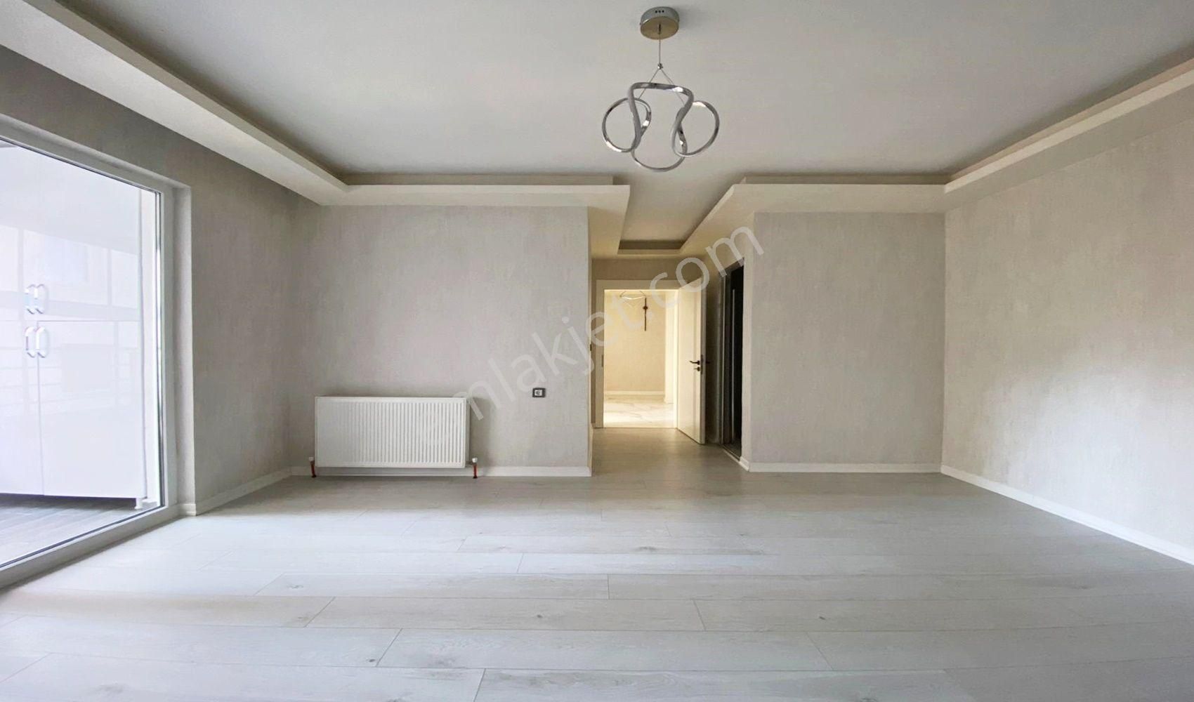 Vadi'den Bağlum Bulvar'da Geniş-full Lüks Yapılı-e.banyolu-4+1!! - Görsel 22