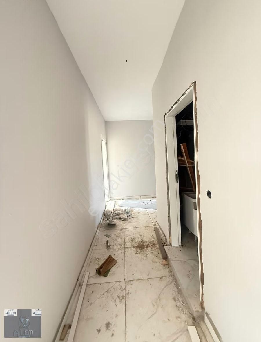 Sarımsaklı Ana Yola Sıfır 1122 M² 4+1 Villa Satışta - Görsel 17