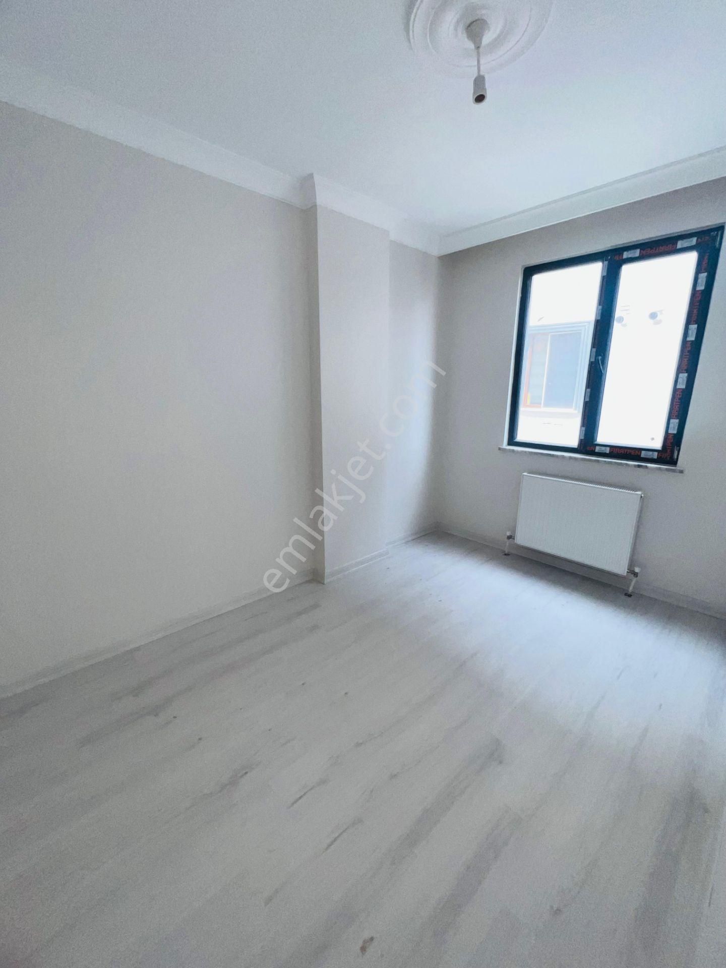 İstanbul Sancaktepe Yunusemre Mah Satılık 3+1 Ara Kat Daire 130 M2 - Görsel 22