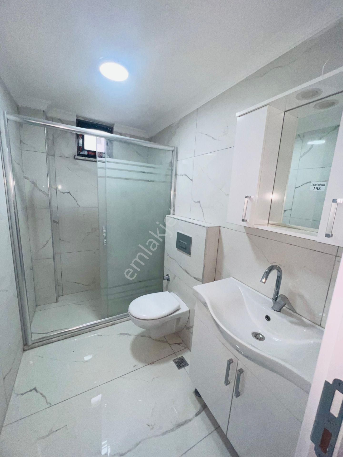 İstanbul Sancaktepe Yunusemre Mah Satılık 3+1 Ara Kat Daire 130 M2 - Görsel 14