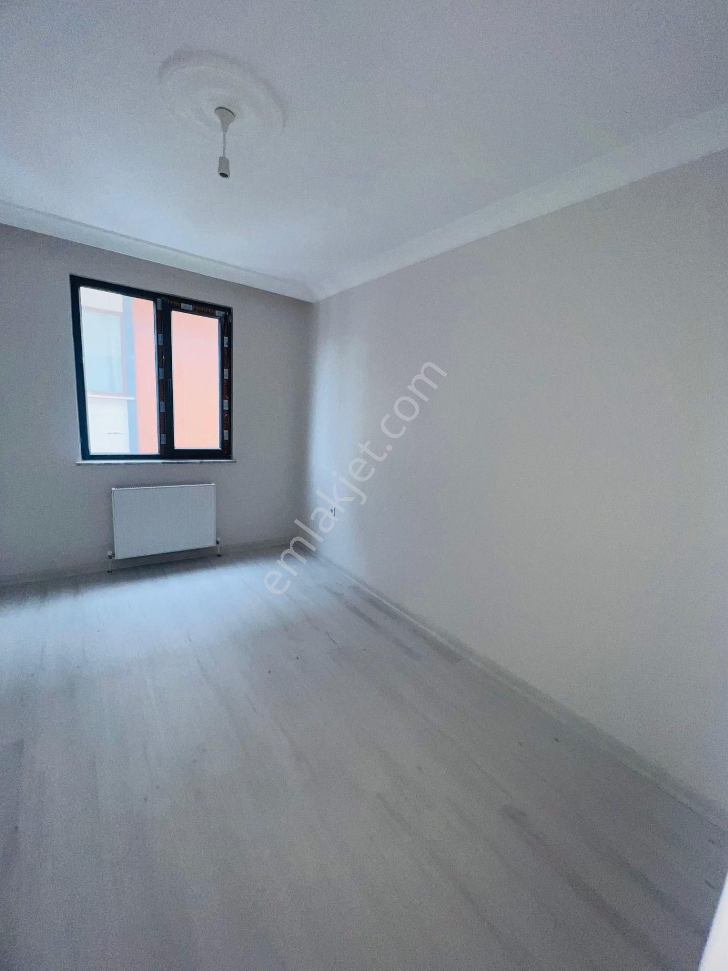 İstanbul Sancaktepe Yunusemre Mah Satılık 3+1 Ara Kat Daire 130 M2 - Görsel 4