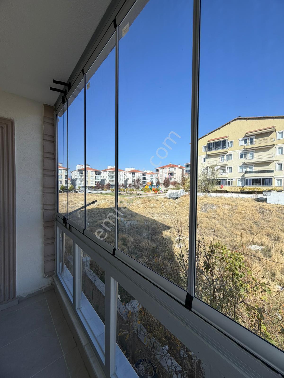 İnal Emlaktan Armağan İlci Mah.’de Eşyalı Satılık 3+1 135 M2 Daire - Görsel 12