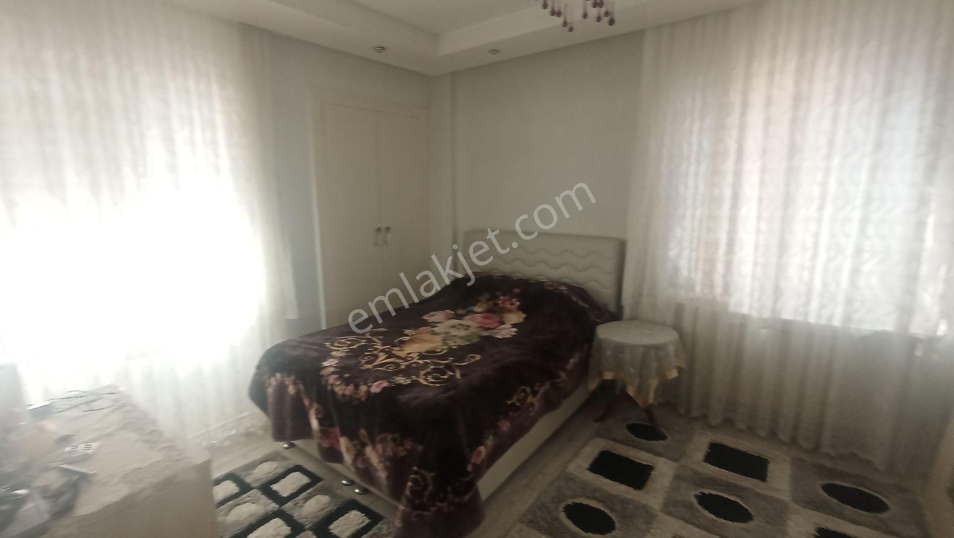 Kolejtepe Mahlesinde Bakımlı Masrafsız Göbek Kat 3+1 Temiz Daire - Görsel 9